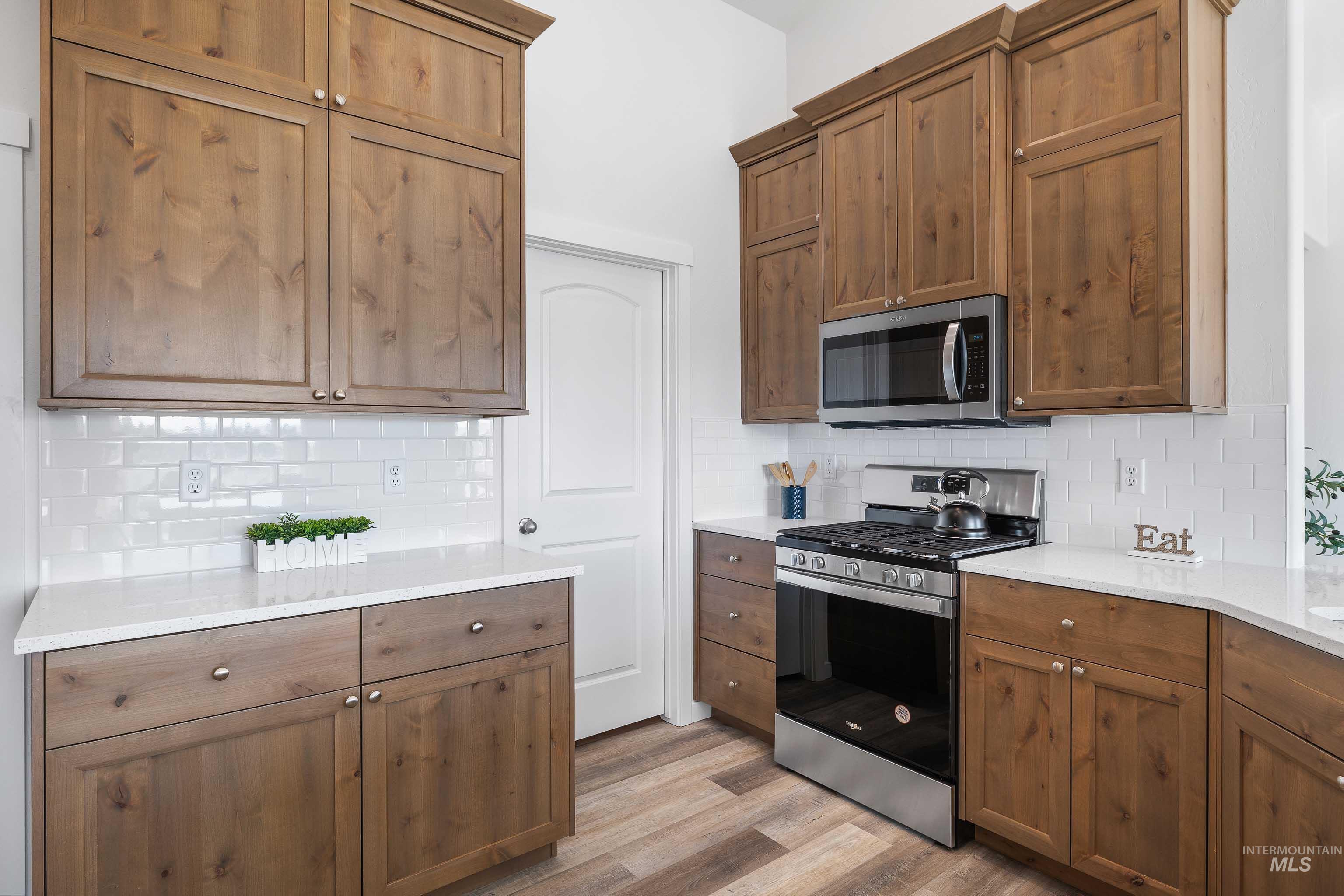 205 W 13th Ave Property Photo 13