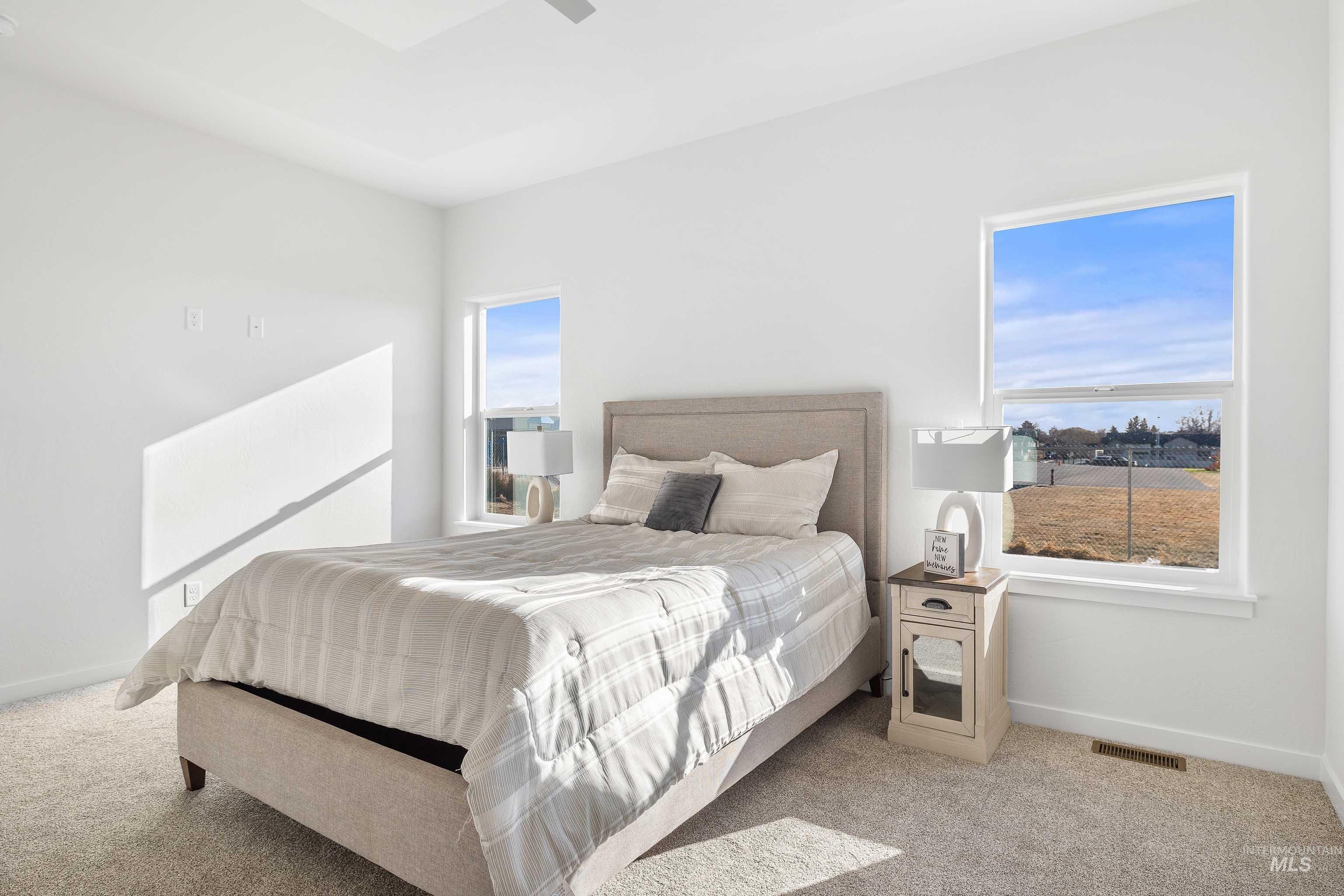 205 W 13th Ave Property Photo 17