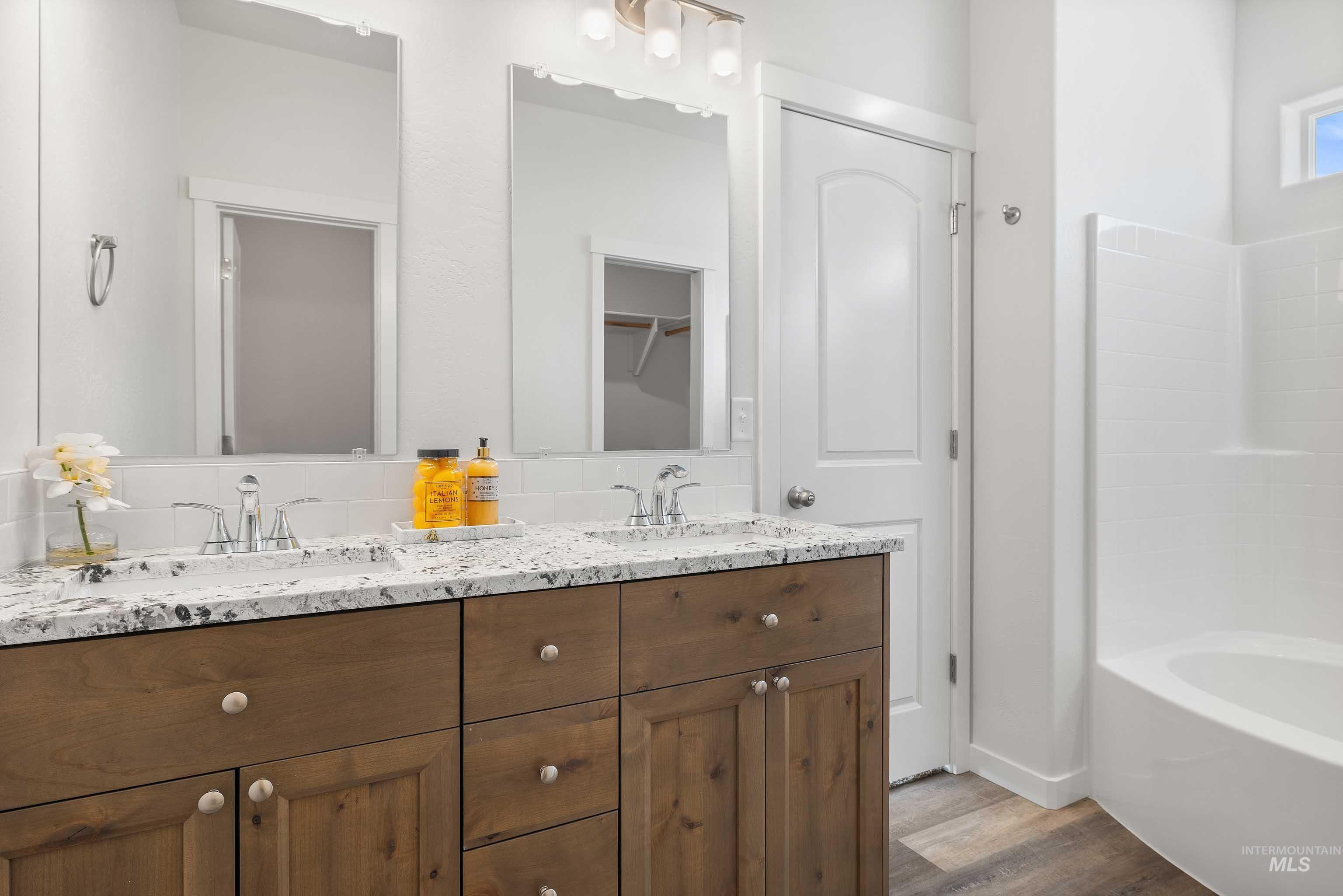 205 W 13th Ave Property Photo 19