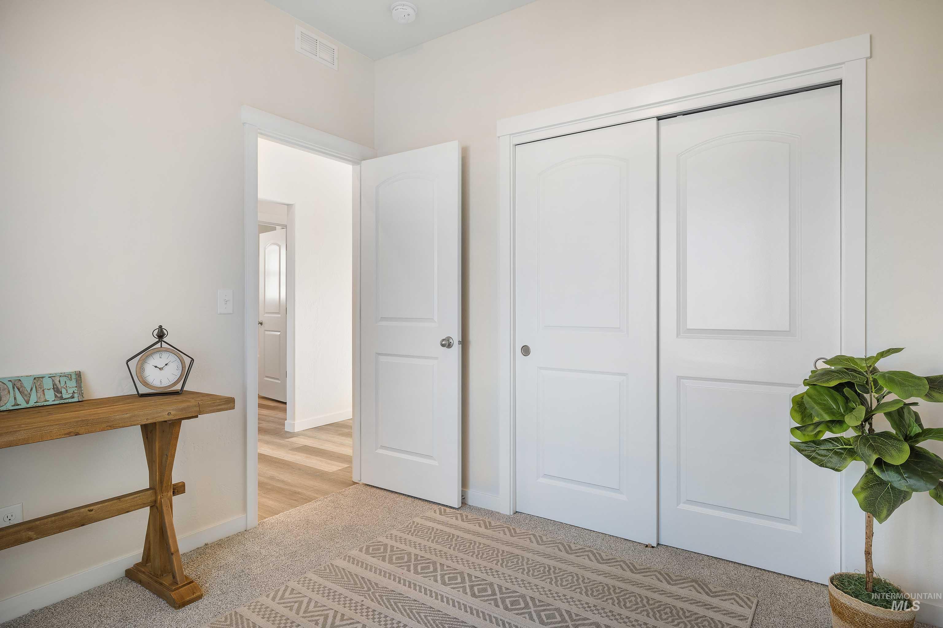 205 W 13th Ave Property Photo 23