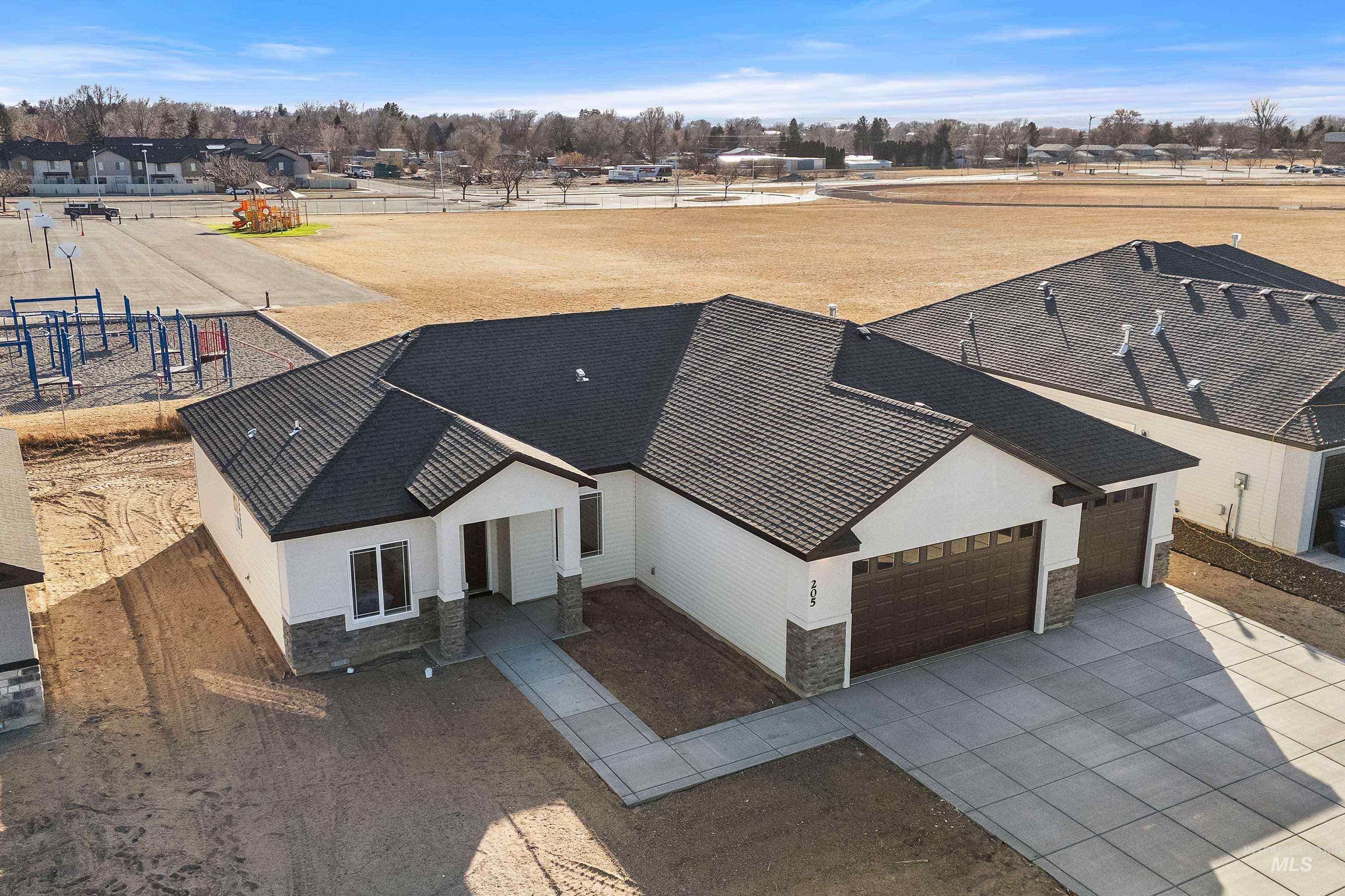 205 W 13th Ave Property Photo 43