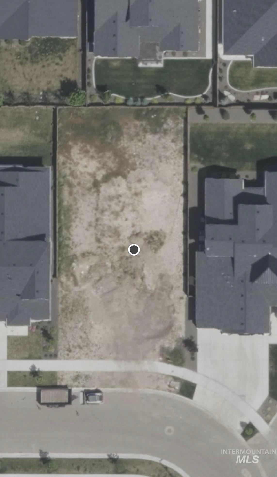 7568 W Chines Ln Property Photo 2