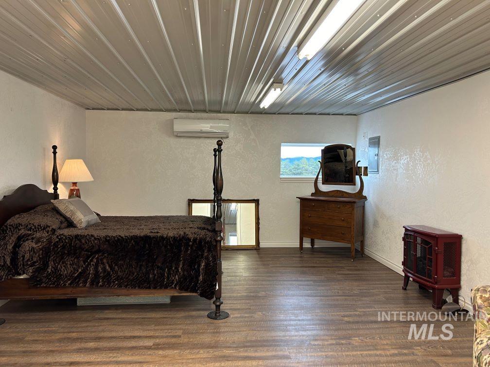 1401 East Road Property Photo 19