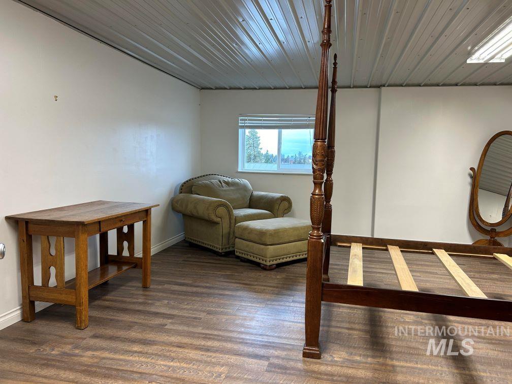 1401 East Road Property Photo 20