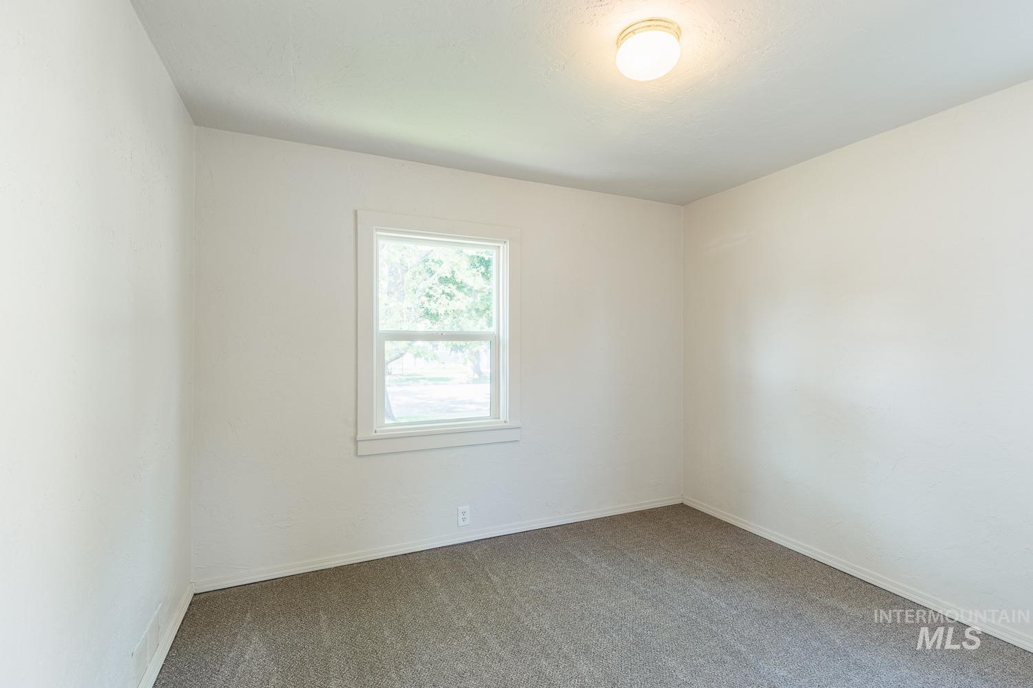 124 S Juniper St. Property Photo 20