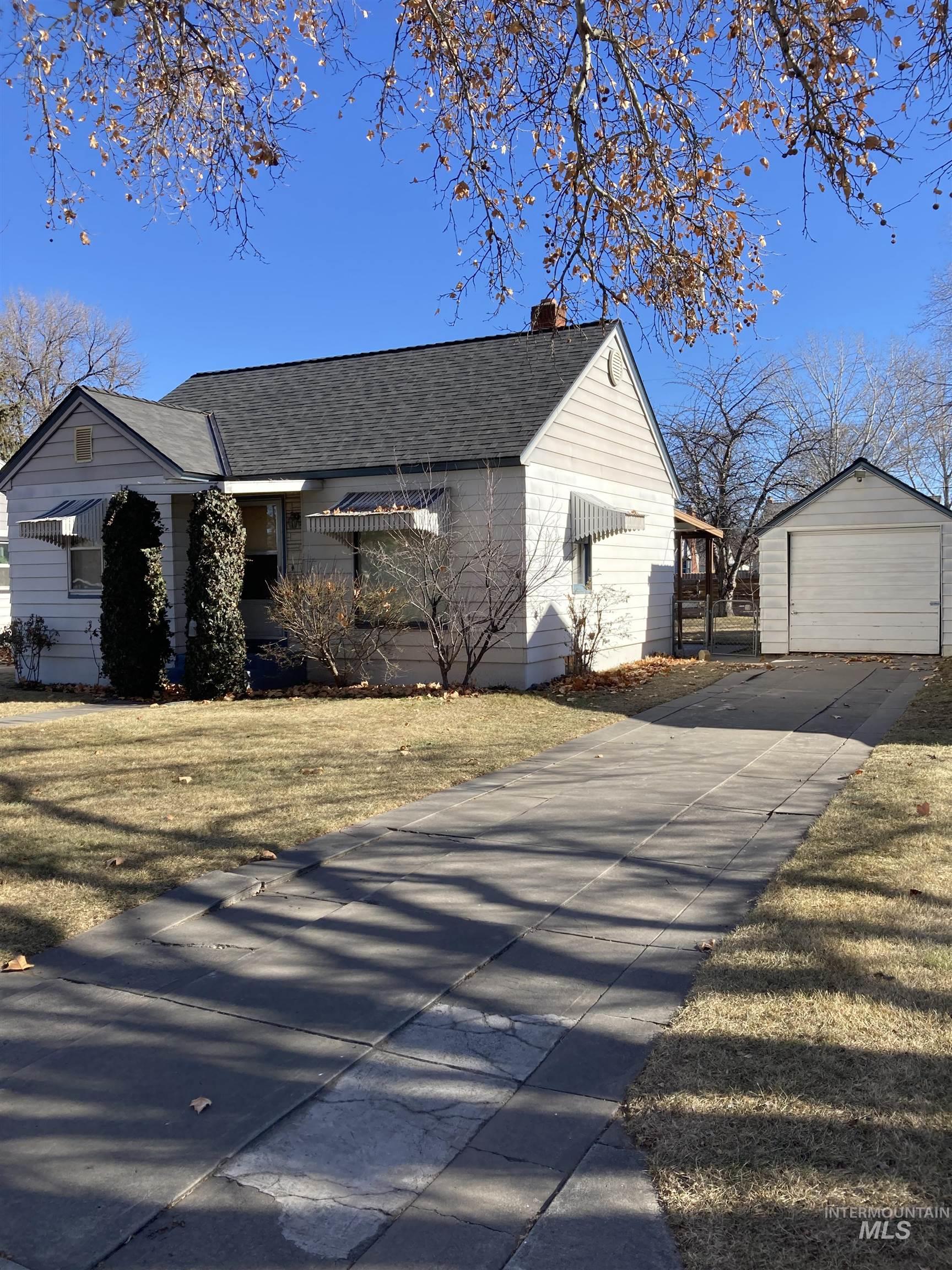 136 Tyler Property Photo