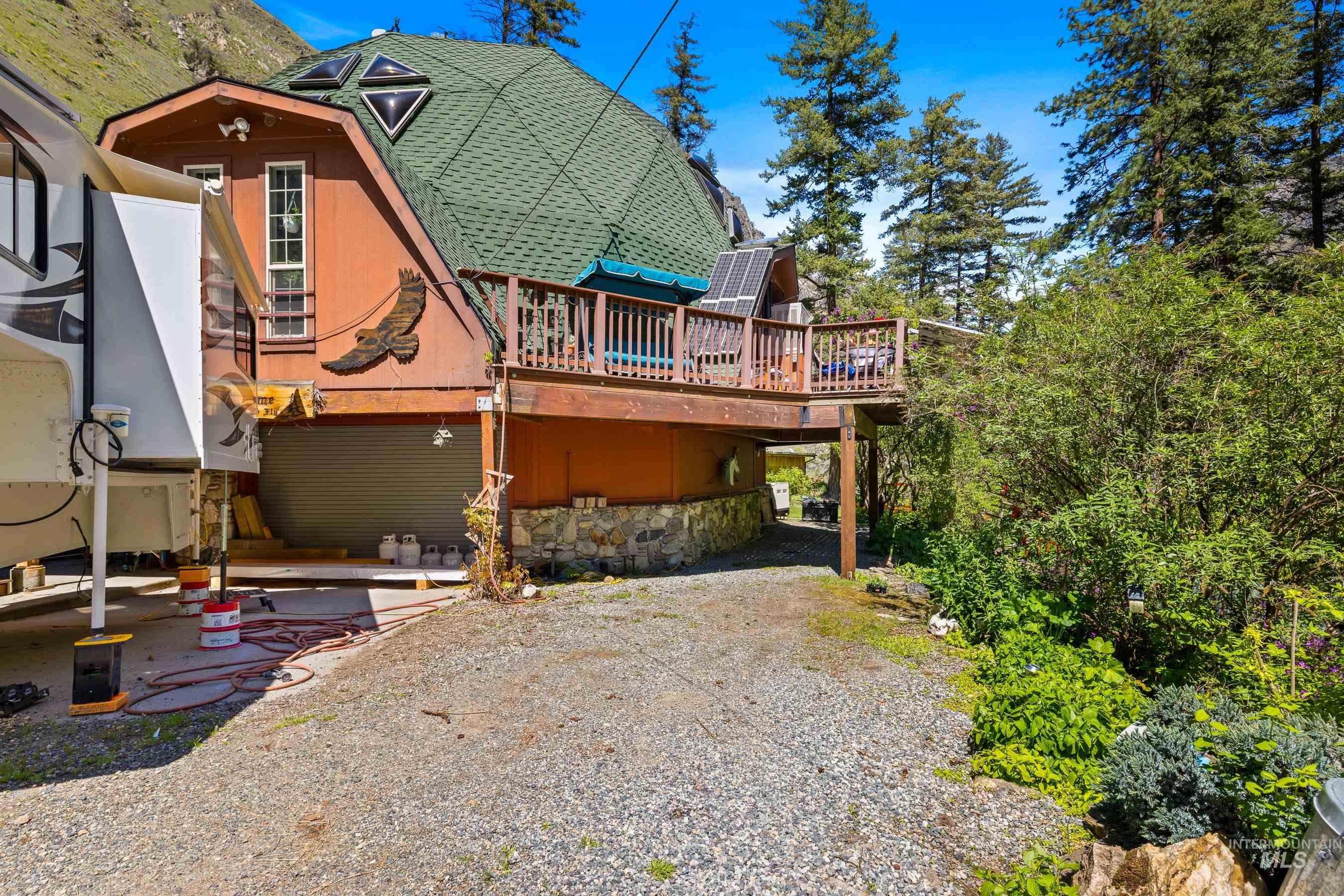 360 Lake Creek Rd Property Photo 4