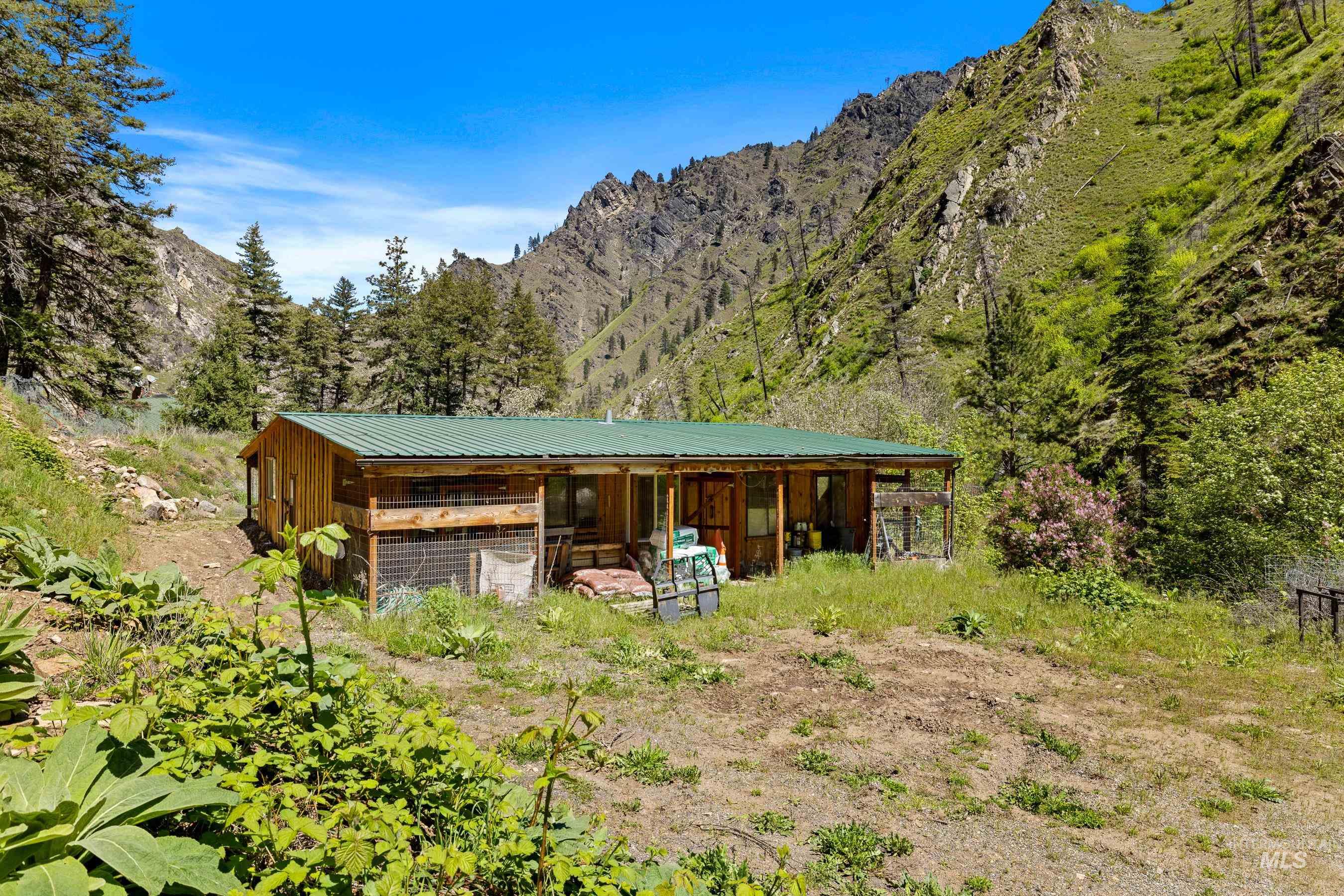 360 Lake Creek Rd Property Photo 9