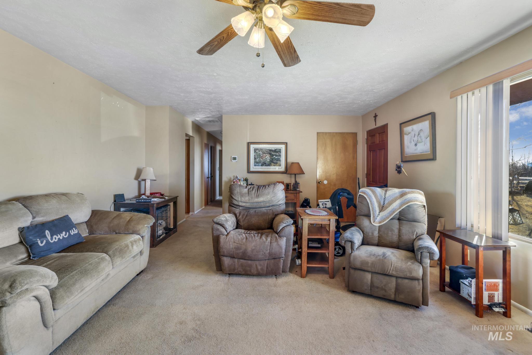 1636 State Highway 46 Property Photo 6