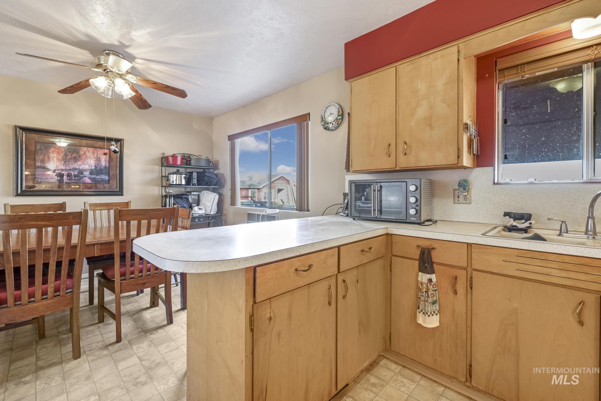1636 State Highway 46 Property Photo 10