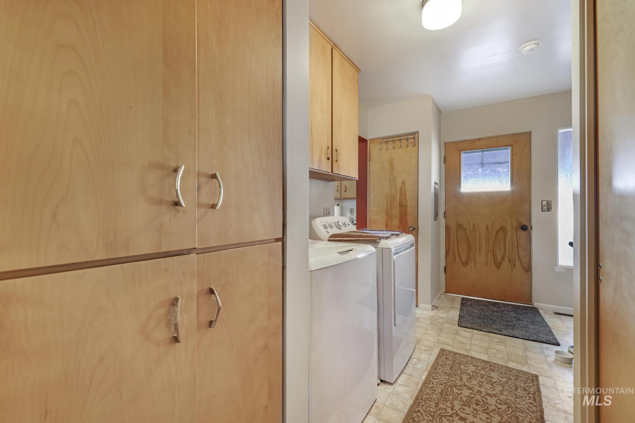 1636 State Highway 46 Property Photo 14