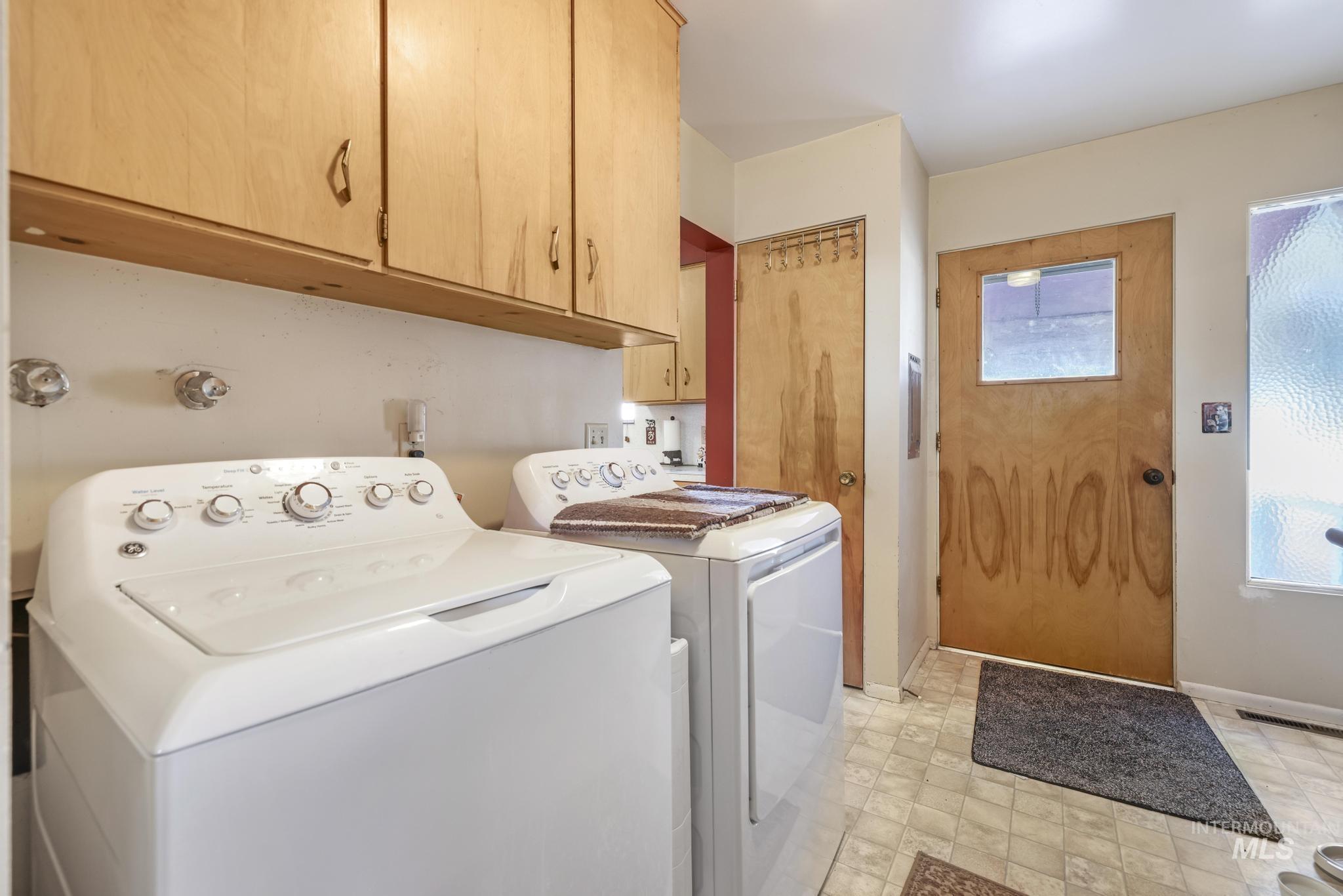 1636 State Highway 46 Property Photo 15