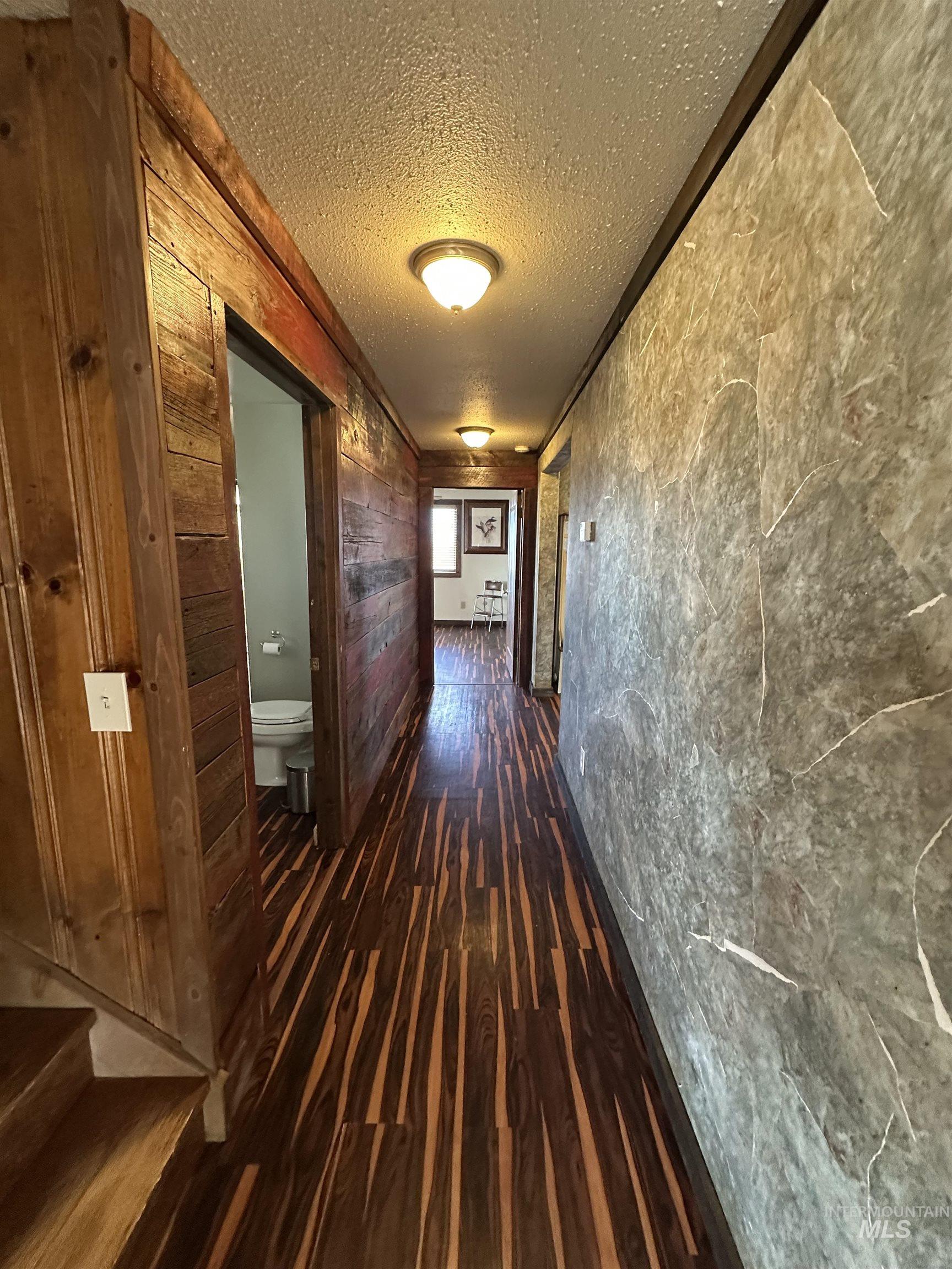 1252 Mesa Road Property Photo 9