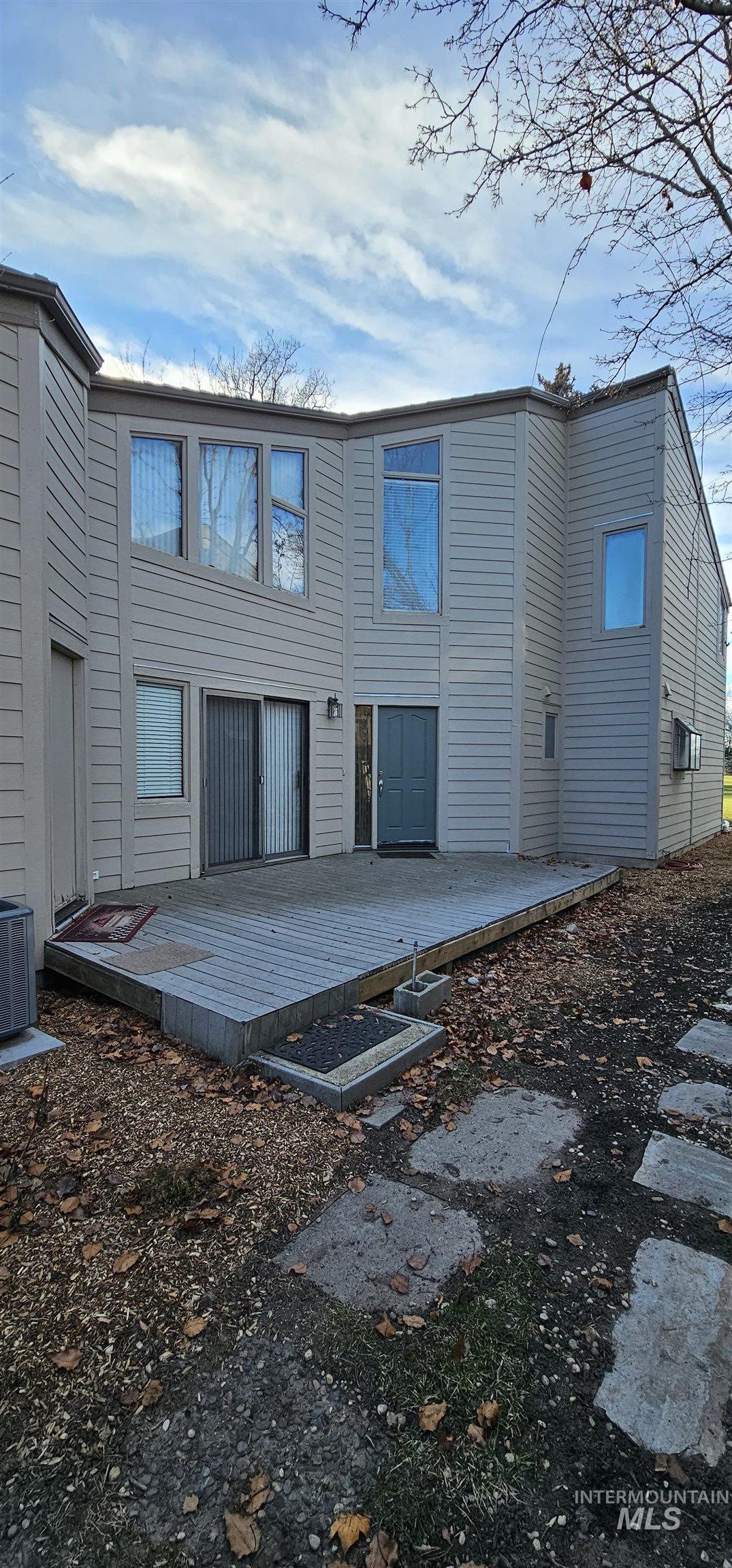 4555 N Savannah Ln Property Photo 6