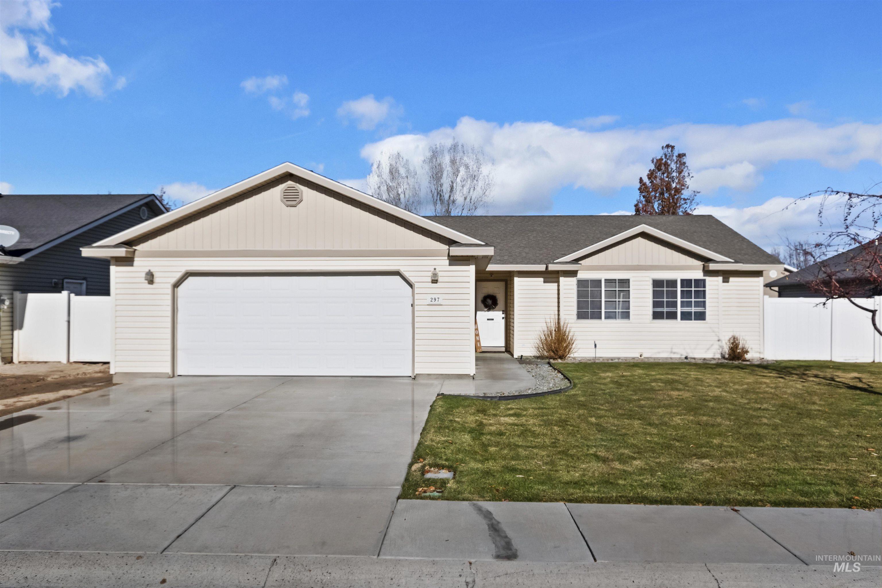 297 Bellevue Ct Property Photo