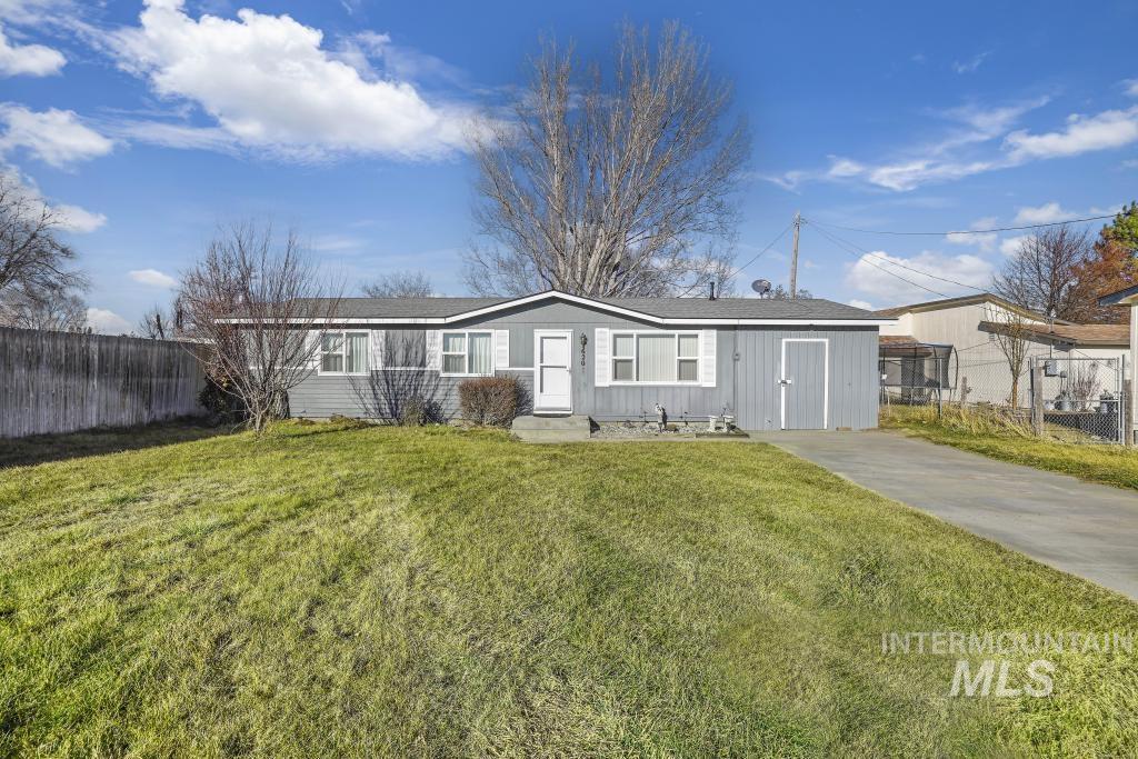 620 Orchard Ave Property Photo 2