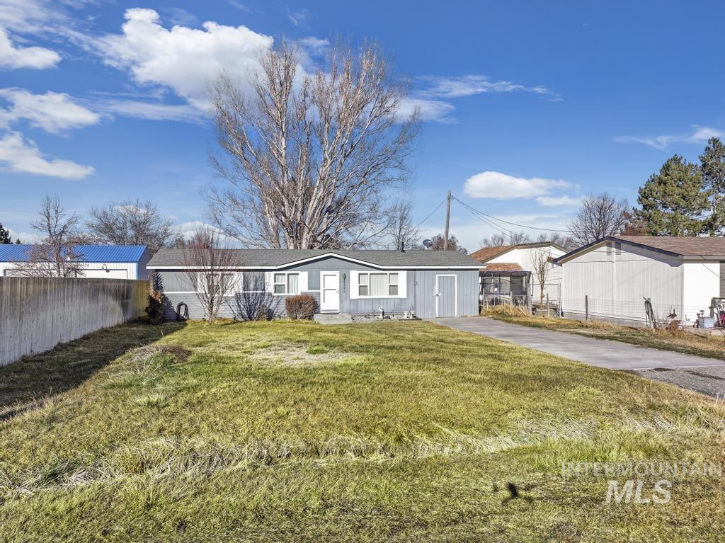 620 Orchard Ave Property Photo 7