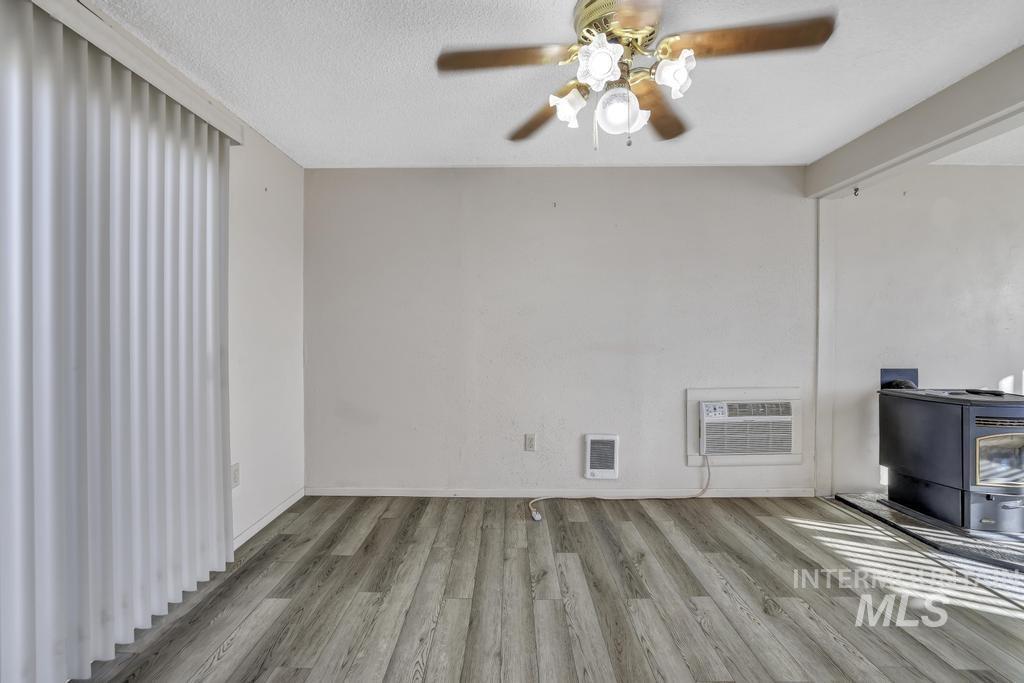 620 Orchard Ave Property Photo 13