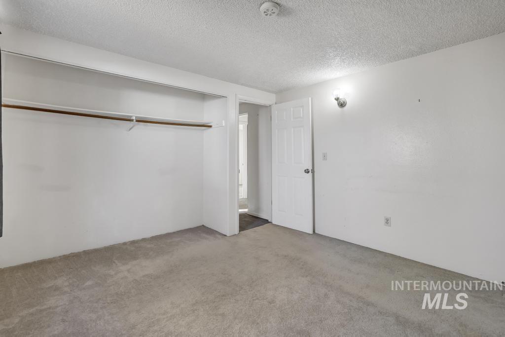 620 Orchard Ave Property Photo 20