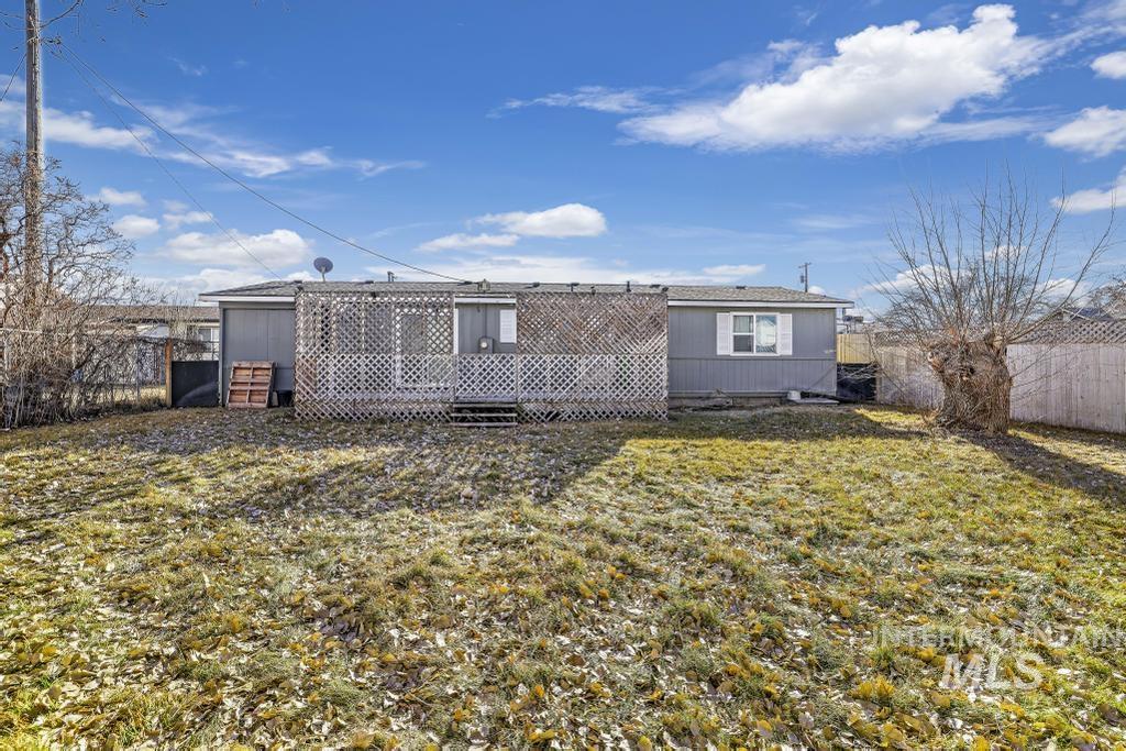 620 Orchard Ave Property Photo 32
