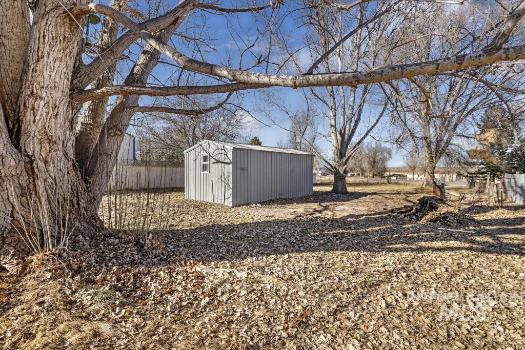 620 Orchard Ave Property Photo 33