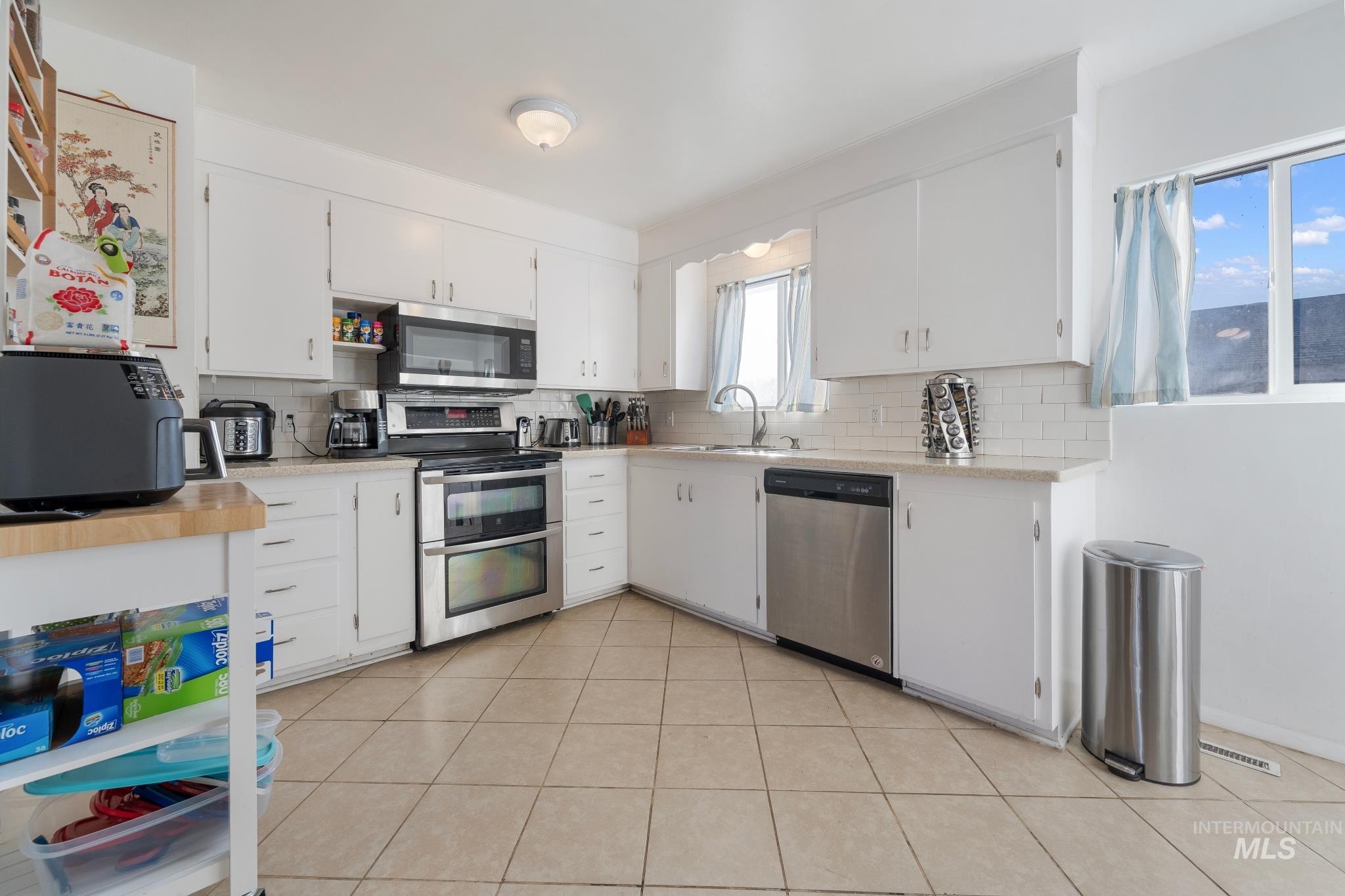 1620 Monte Vista Dr Property Photo 3