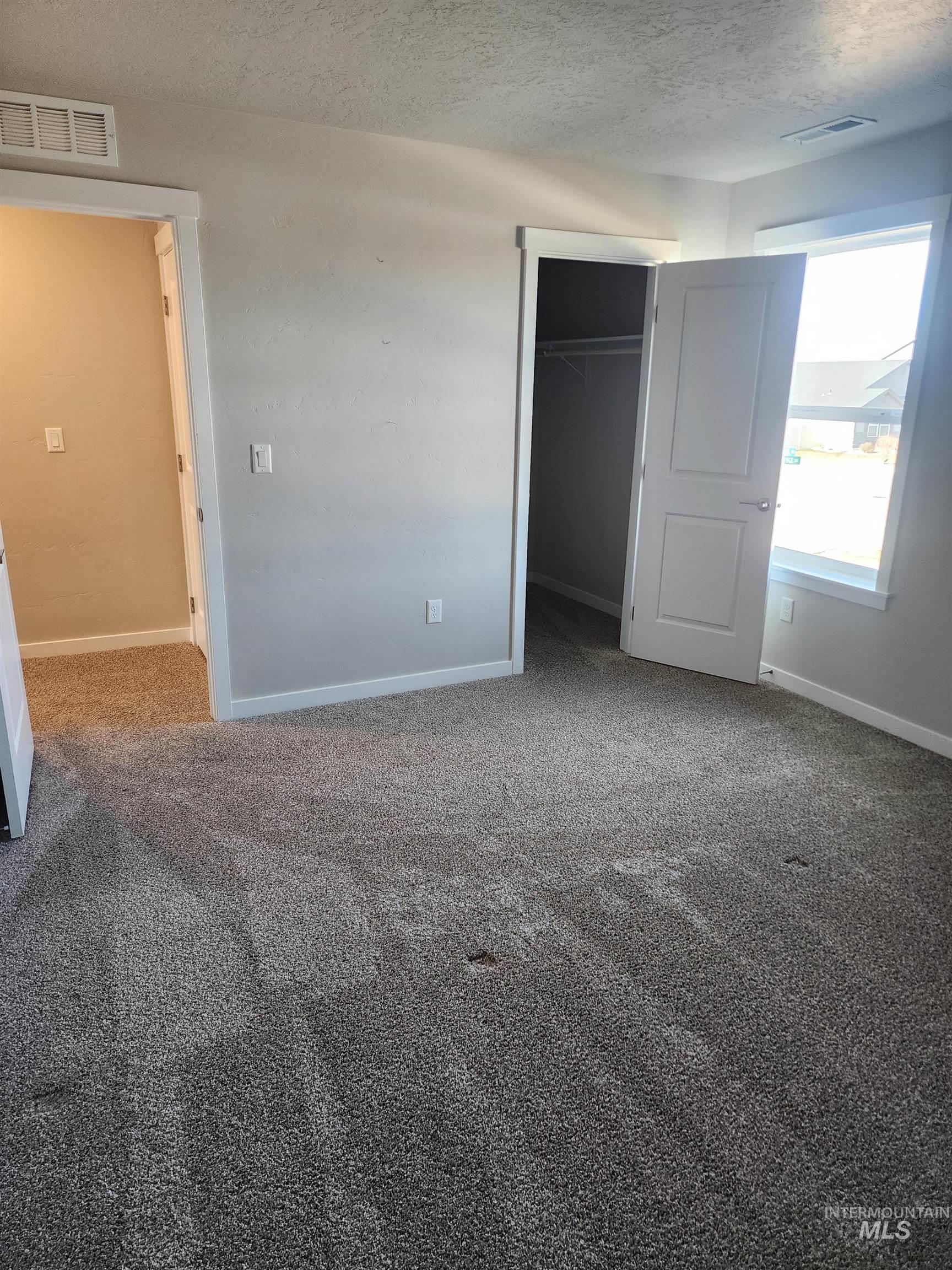 17880 Sunset Ridge Ave Property Photo 10