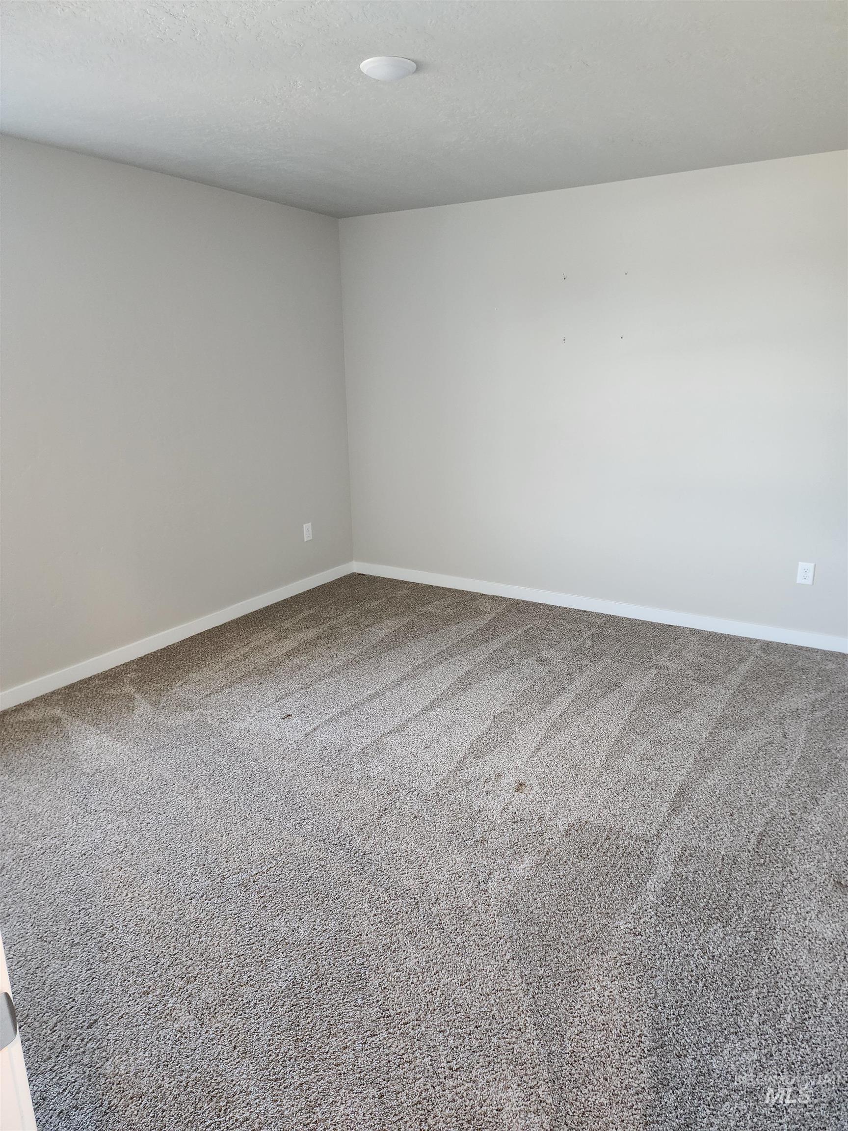17880 Sunset Ridge Ave Property Photo 11