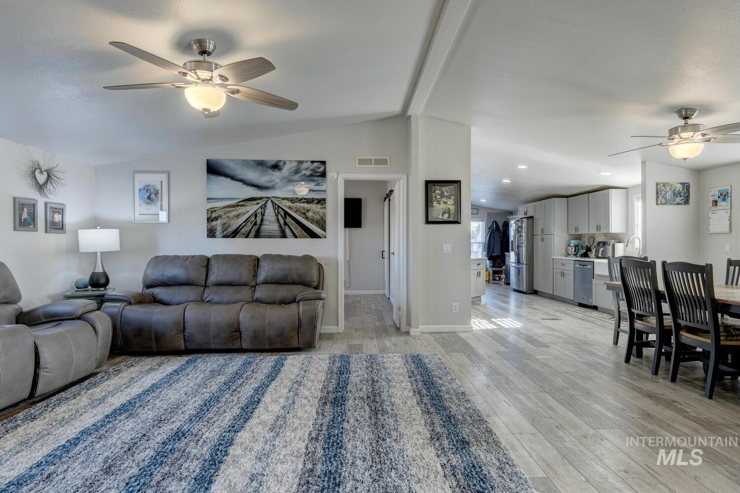 408 A Holly Property Photo 8