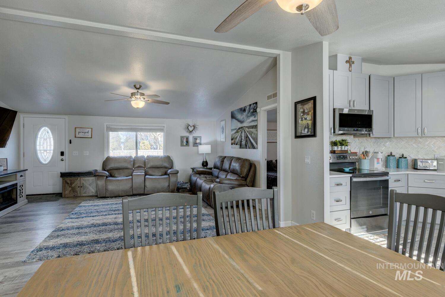 408 A Holly Property Photo 15