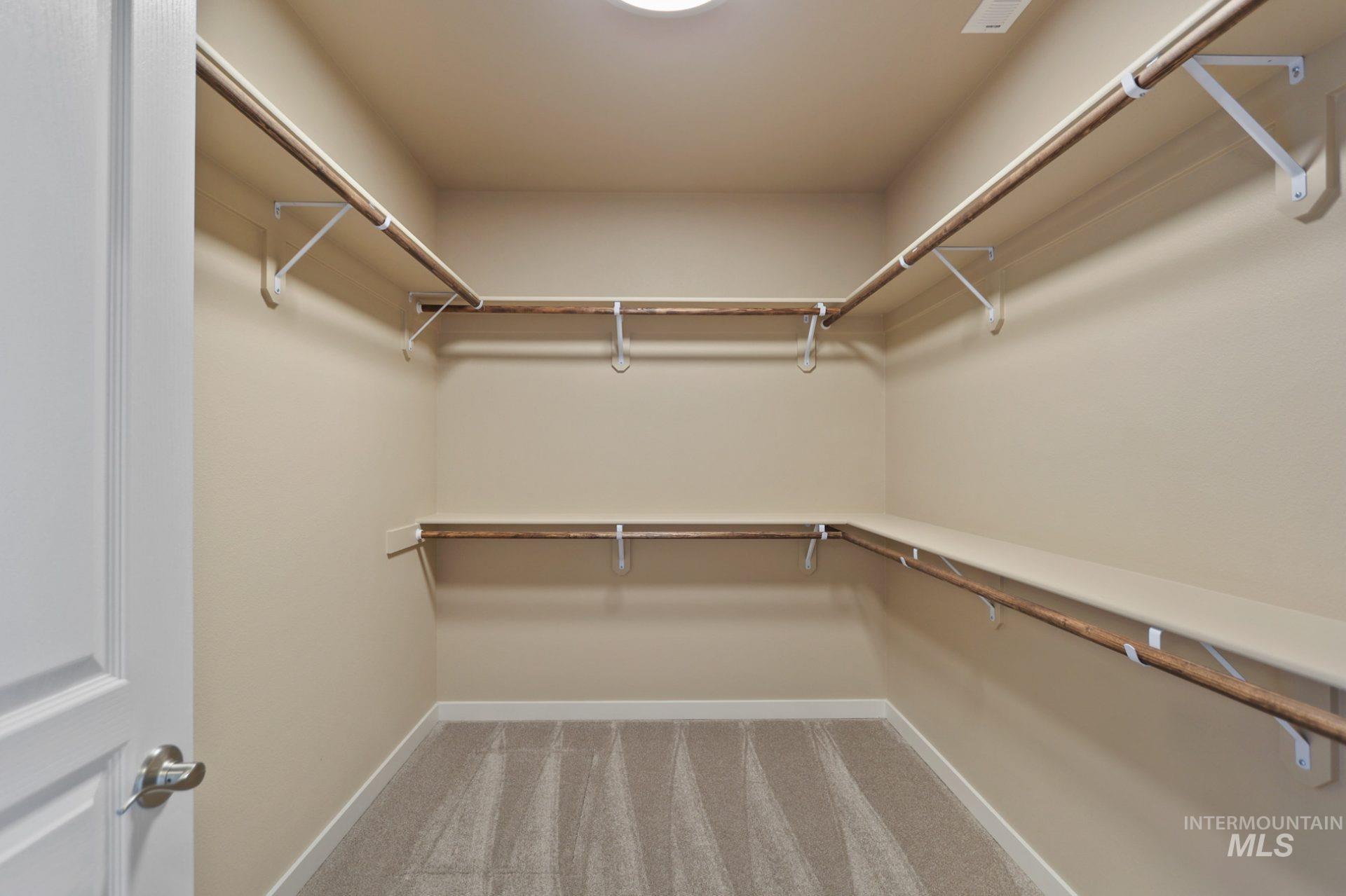 11299 Shadow Glen Drive Property Photo 13