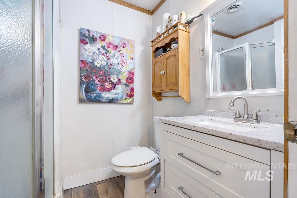 1176 S Park St Property Photo 12