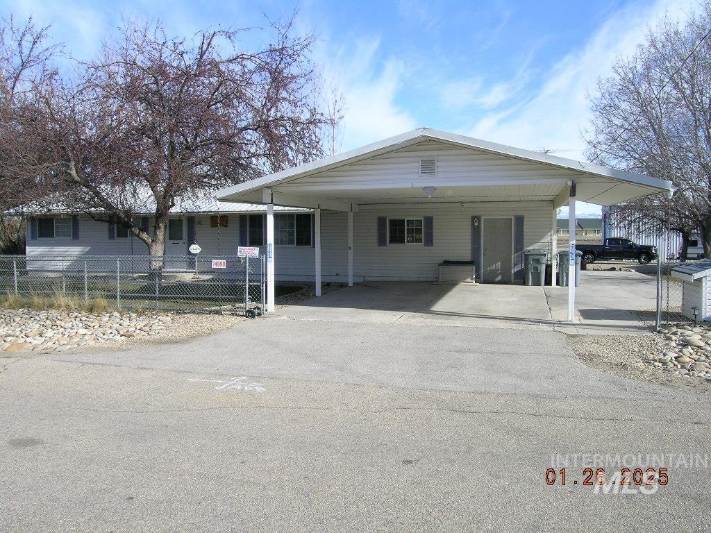 14990 Hensen Dr Property Photo 1