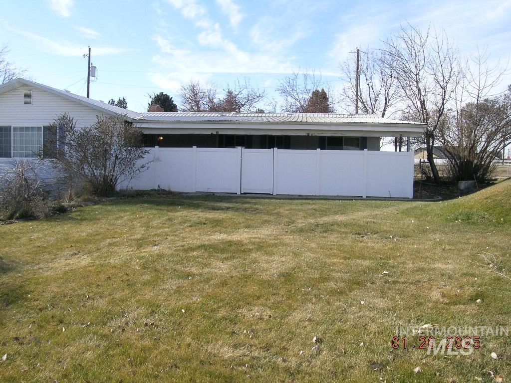14990 Hensen Dr Property Photo 6