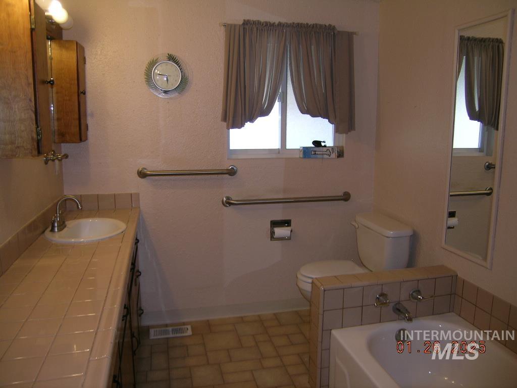 14990 Hensen Dr Property Photo 12