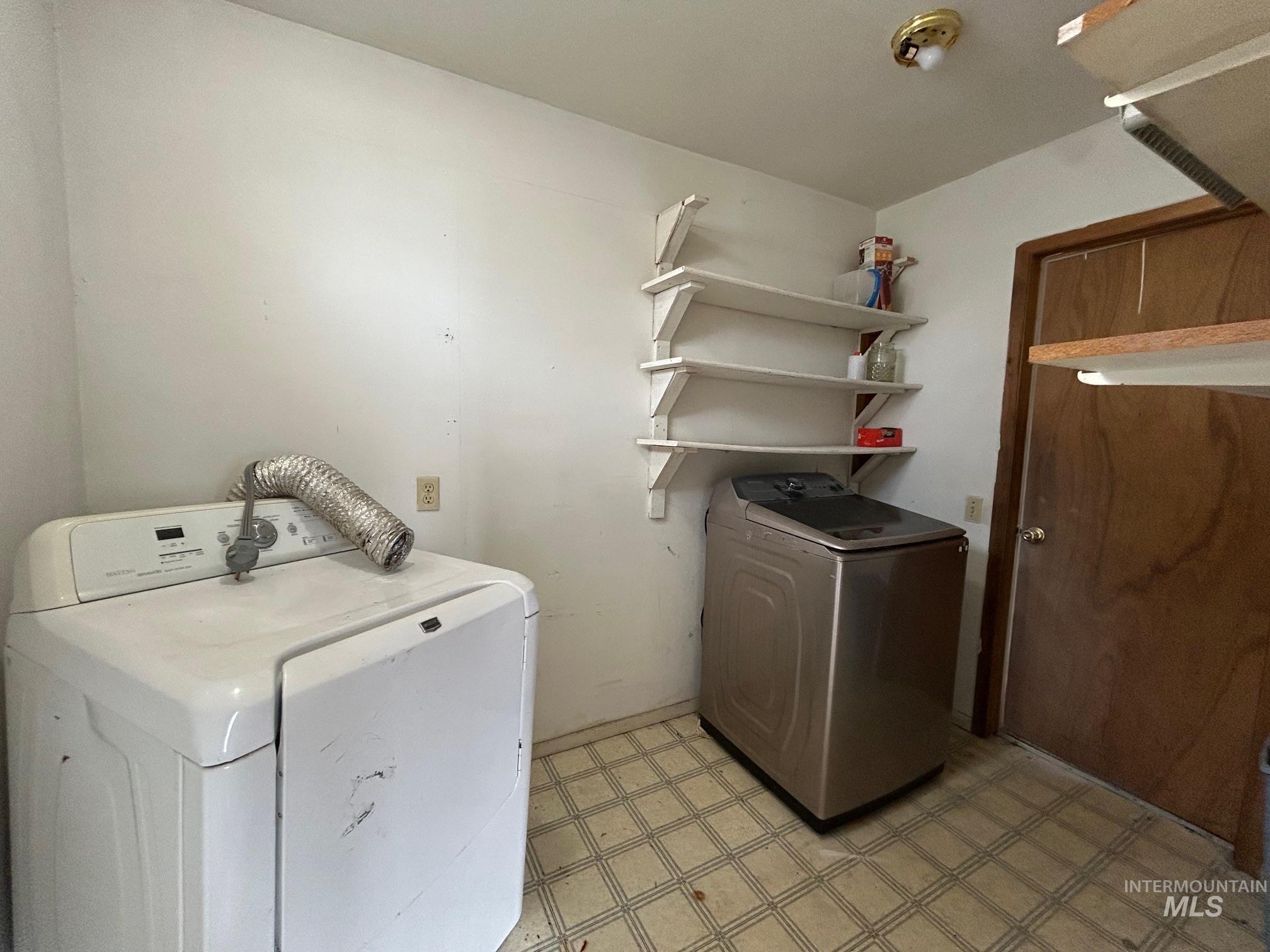 706 5th Avenue Property Photo 12