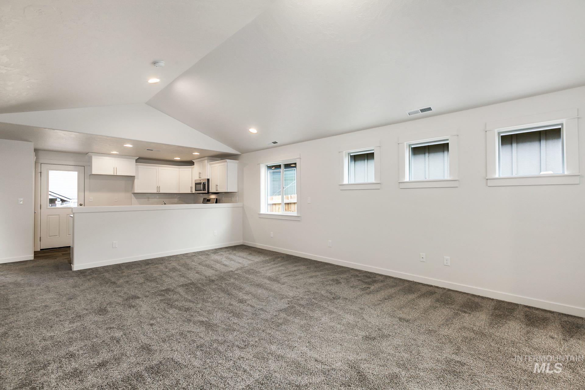 2255 E Cave Falls St Property Photo 6