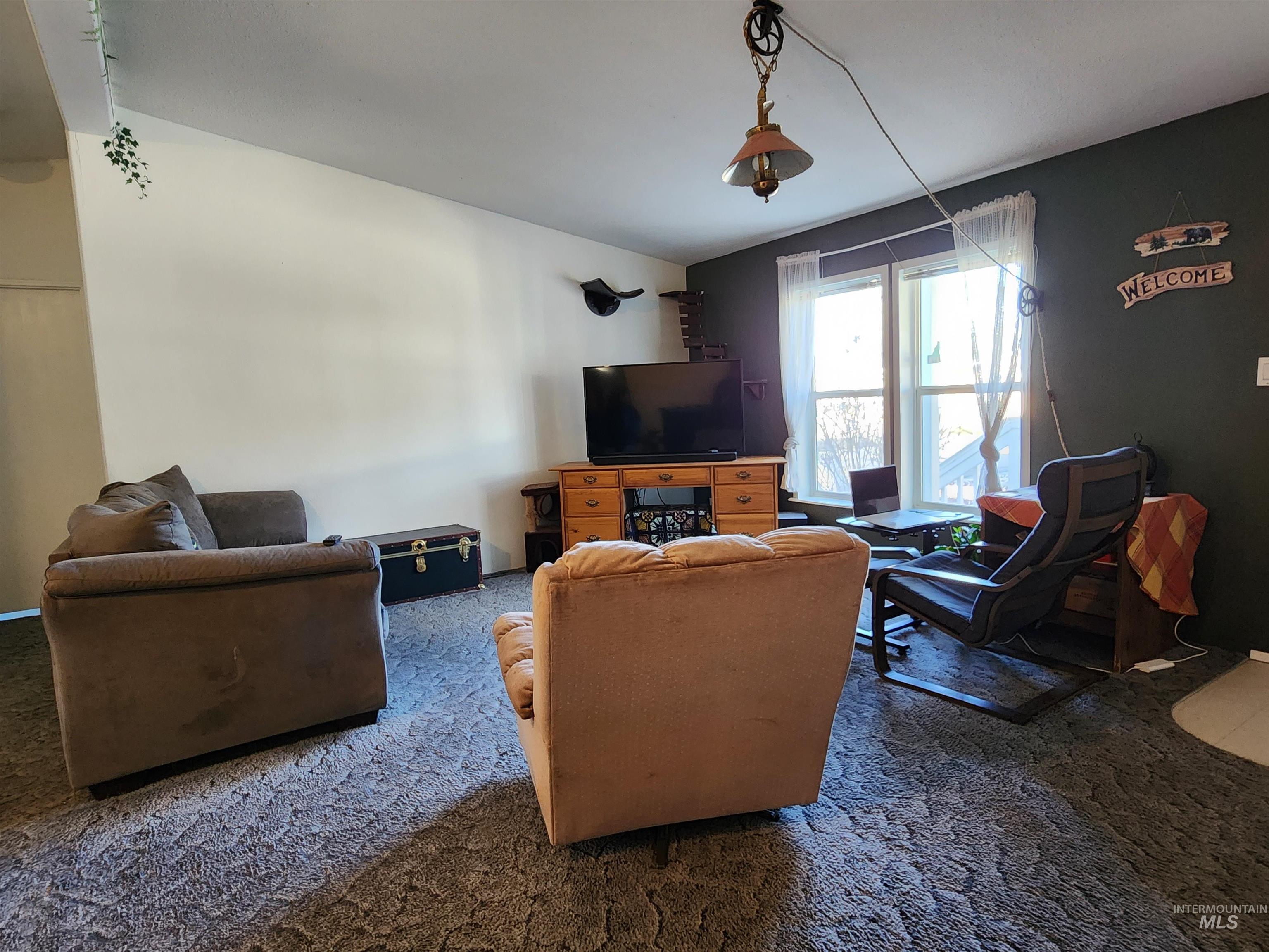 10617 W Abram Ln Property Photo 4
