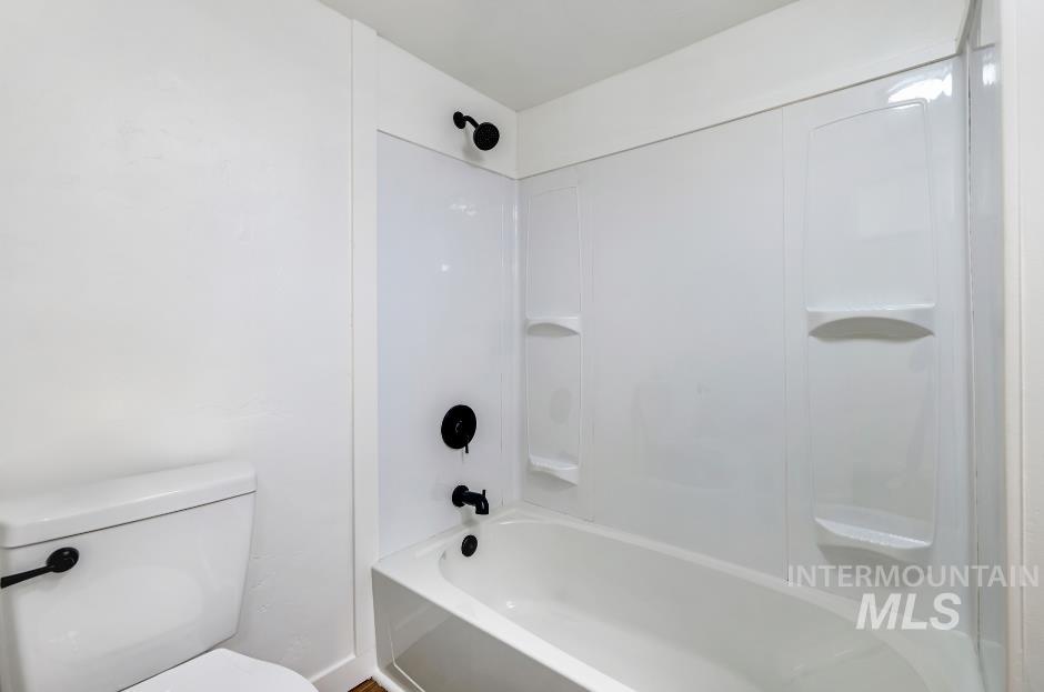 123 7th Ave S Property Photo 19