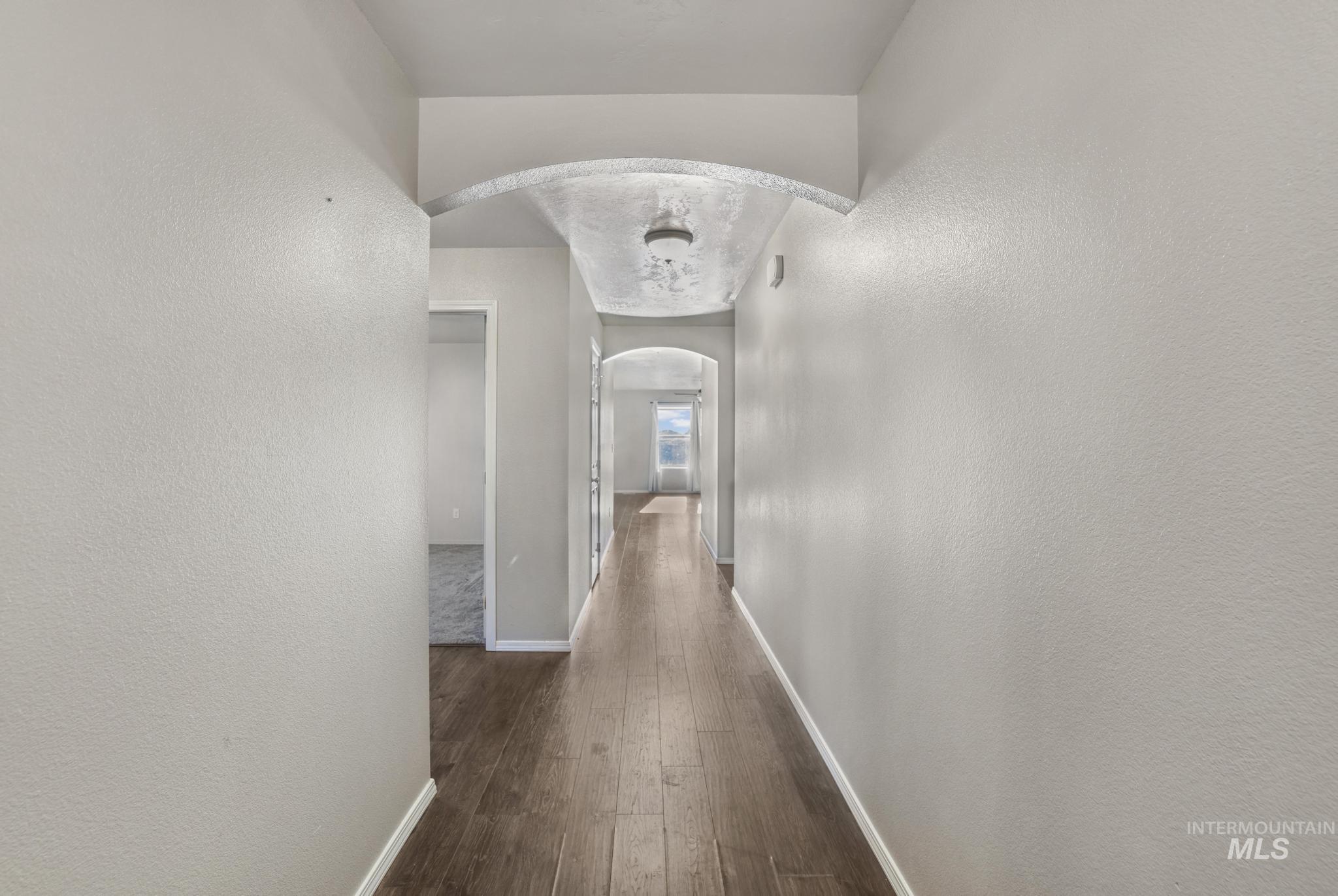 1245 Ne Dusty Ct Property Photo 6