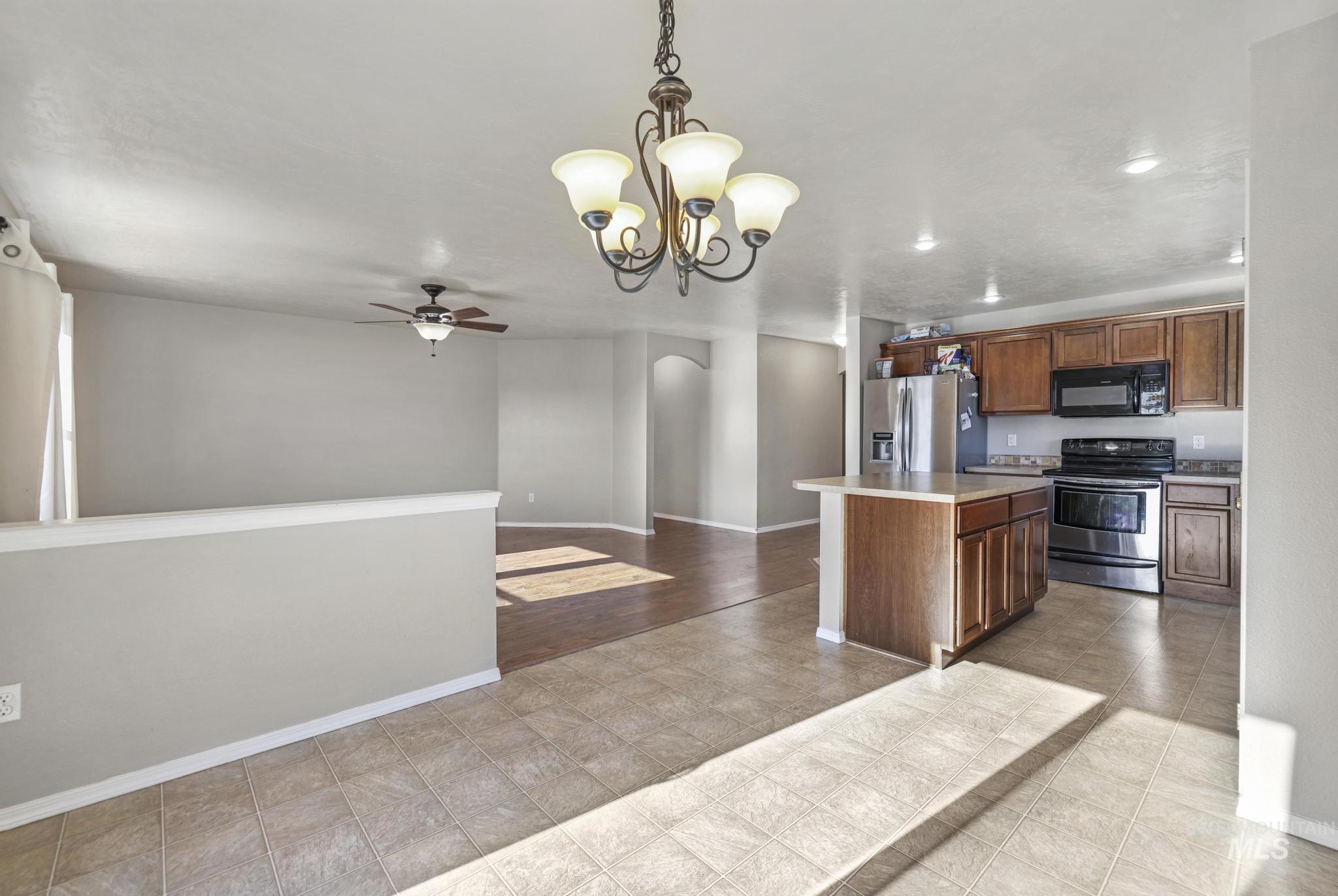 1245 Ne Dusty Ct Property Photo 15