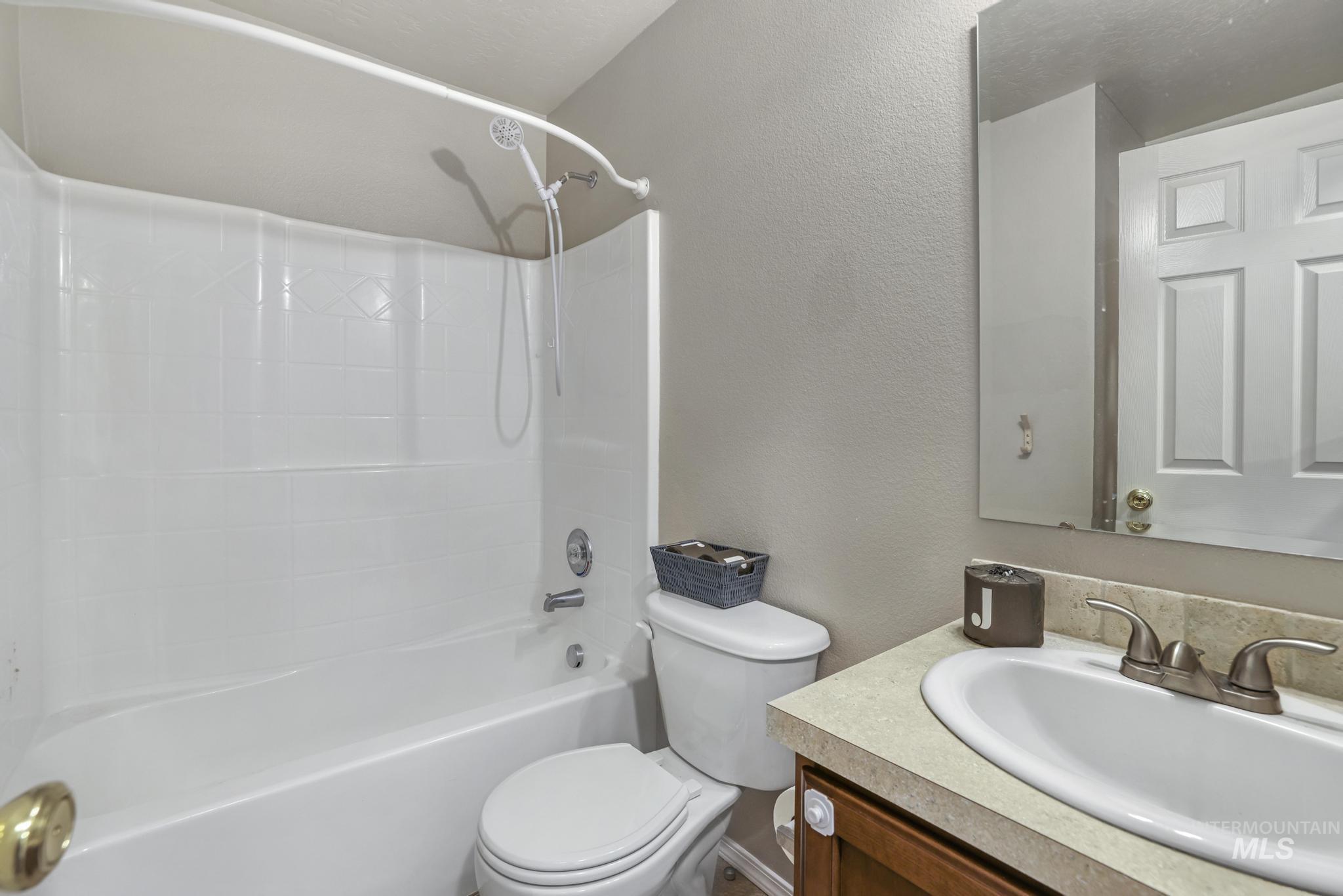 1245 Ne Dusty Ct Property Photo 22