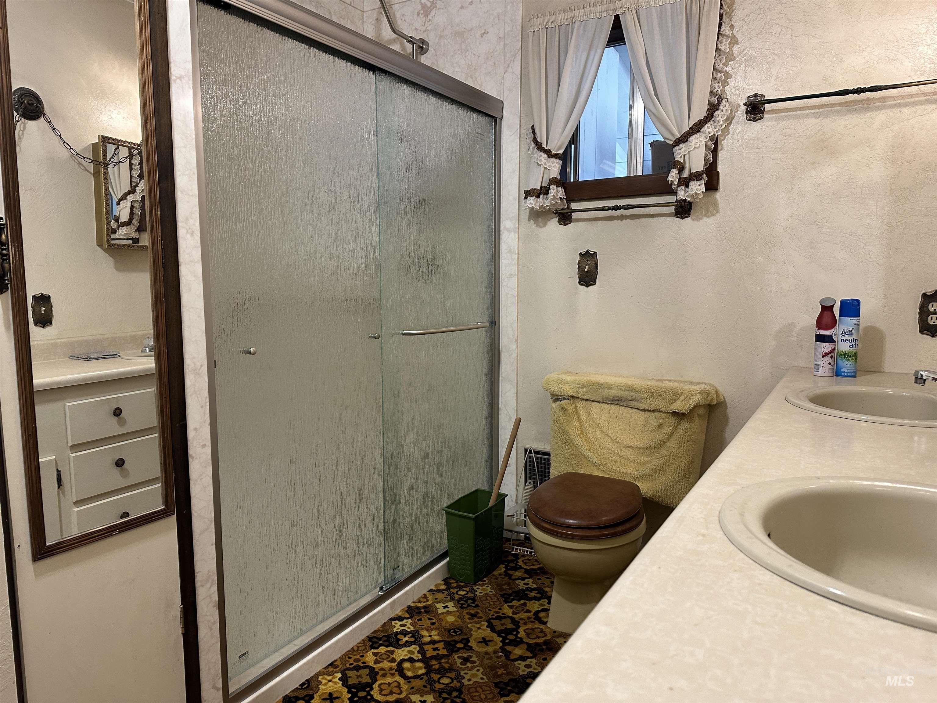 321 Ellis Ave Property Photo 14