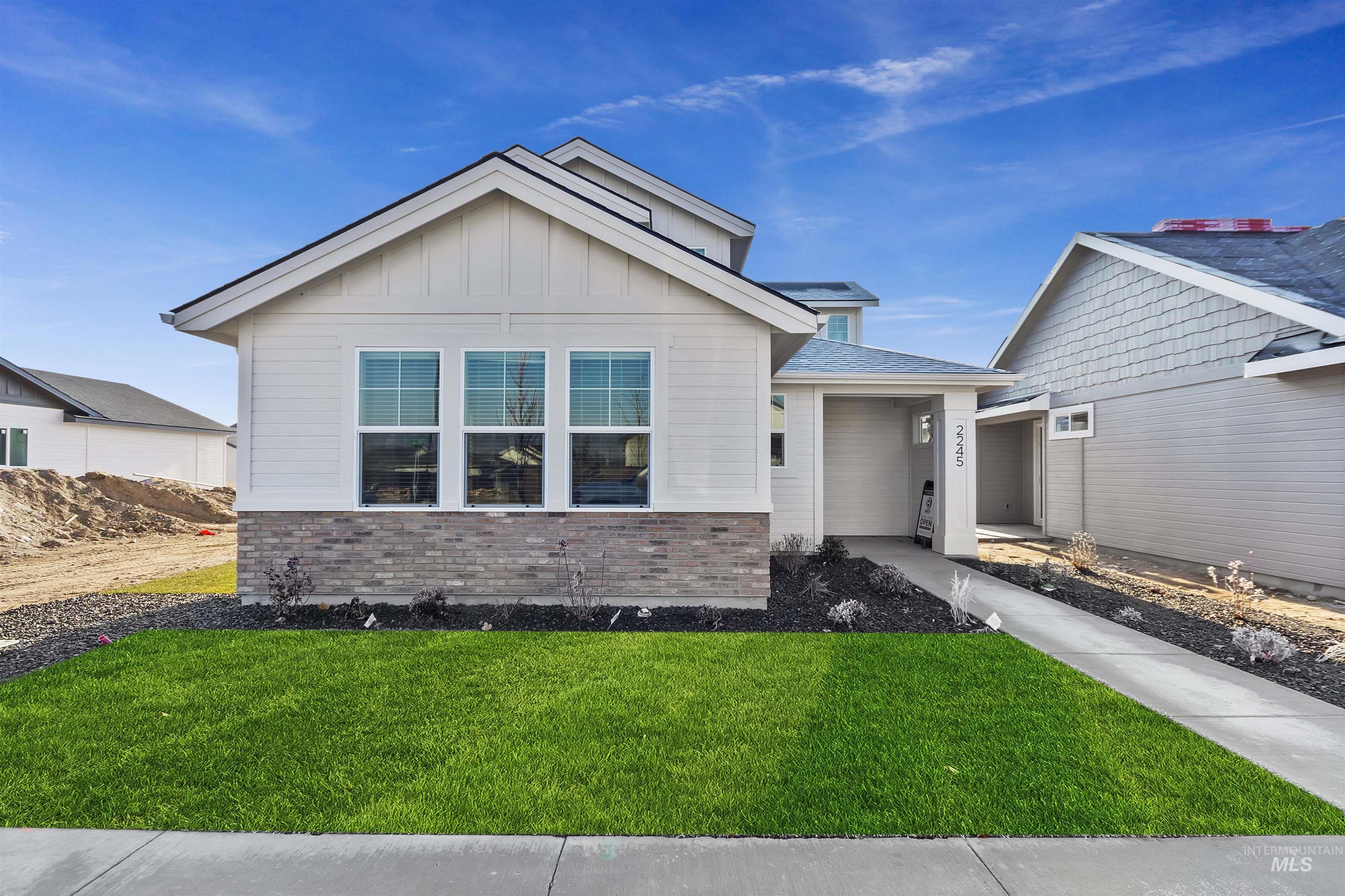 2300 E Valensole St. Property Photo 32