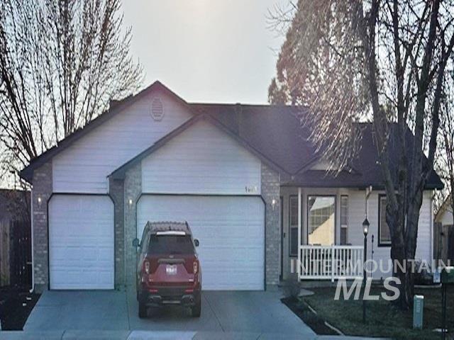 Chamberlain Est Real Estate Listings Main Image
