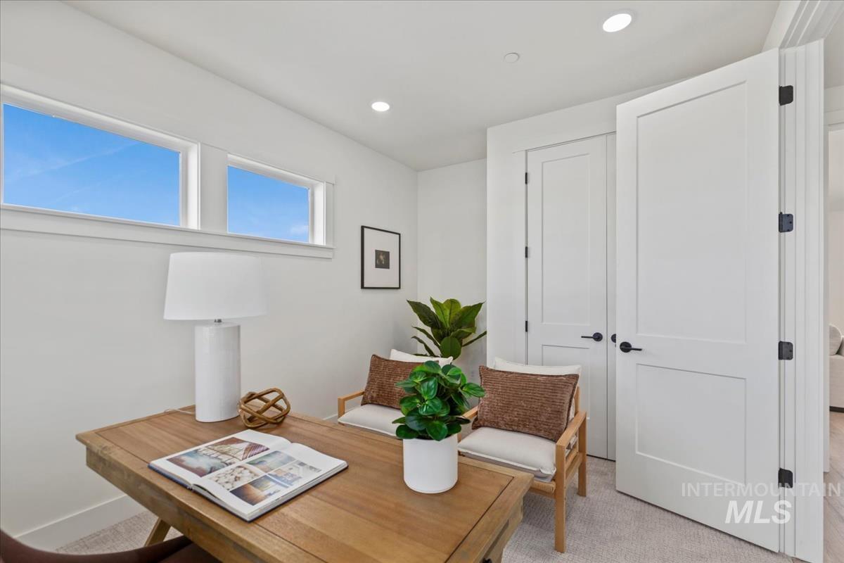 15361 Juniperwood Dr Property Photo 14