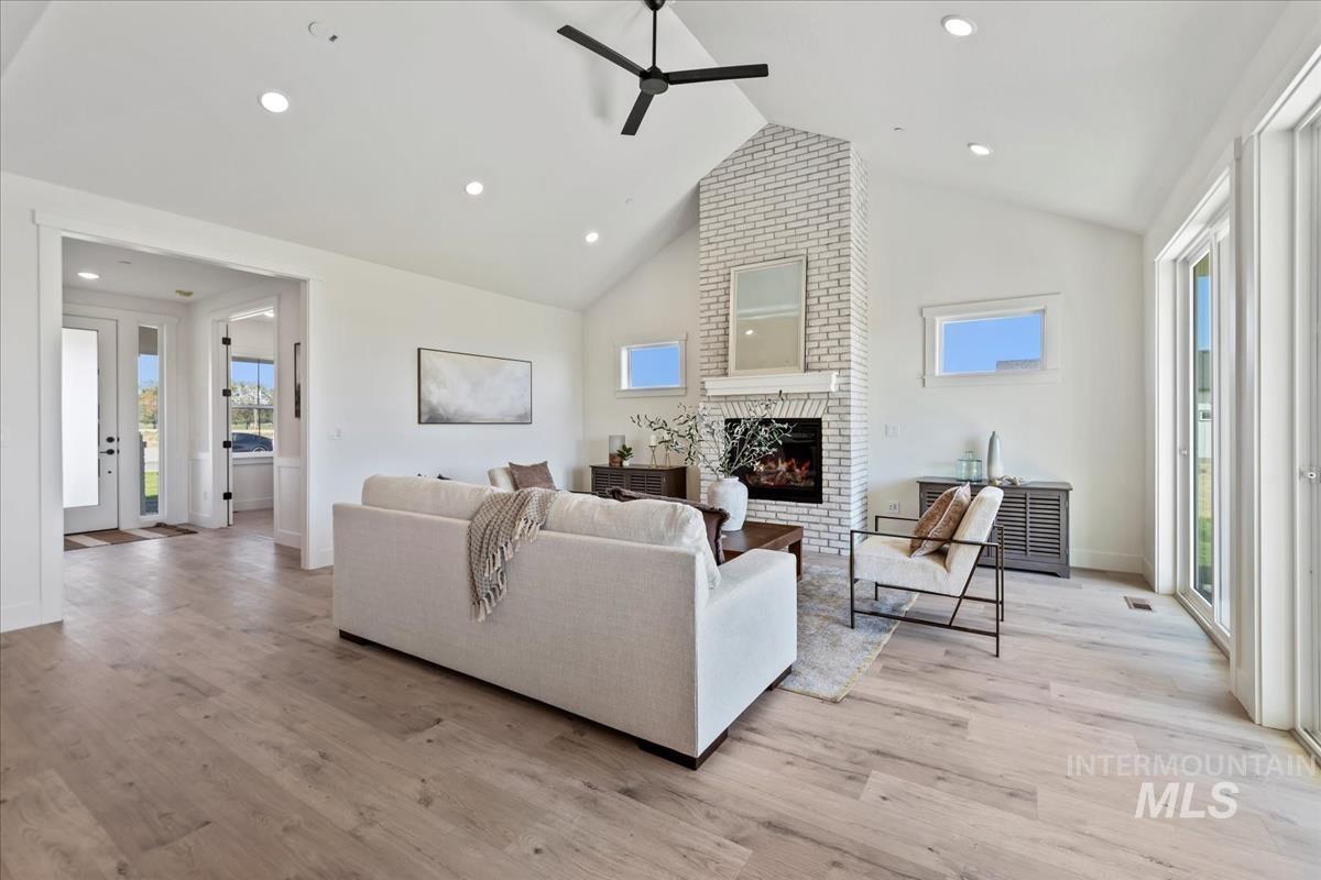 15361 Juniperwood Dr Property Photo 15