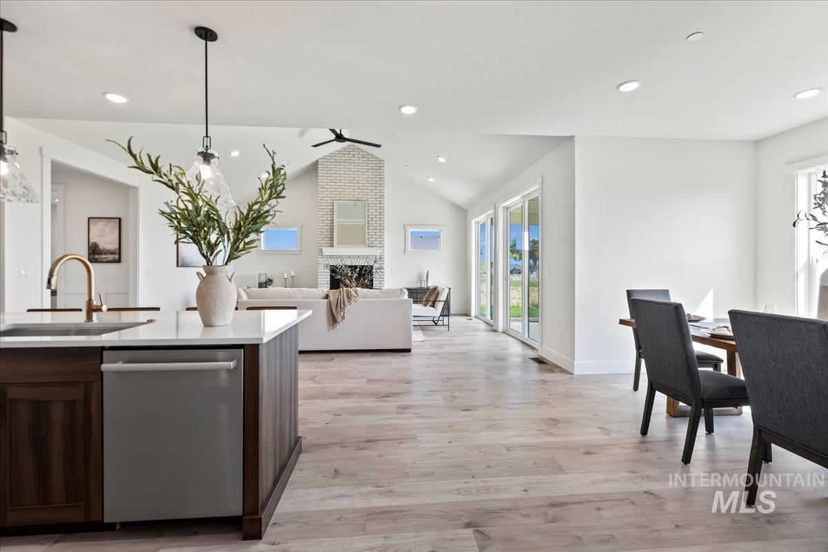 15361 Juniperwood Dr Property Photo 22