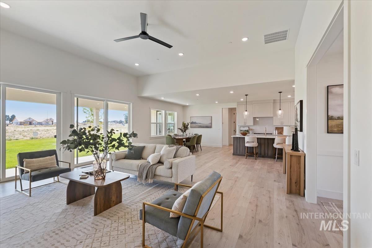 15293 Juniperwood Dr Property Photo 7