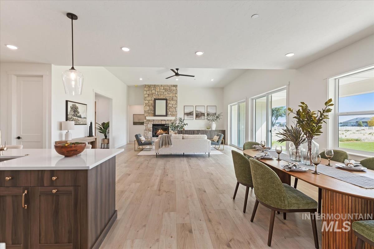 15293 Juniperwood Dr Property Photo 9